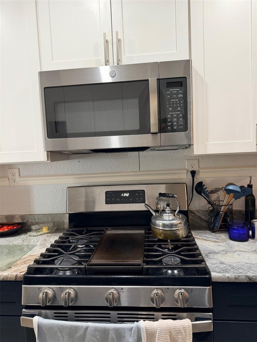 Image 15 of 44 For 12 Palm Drive