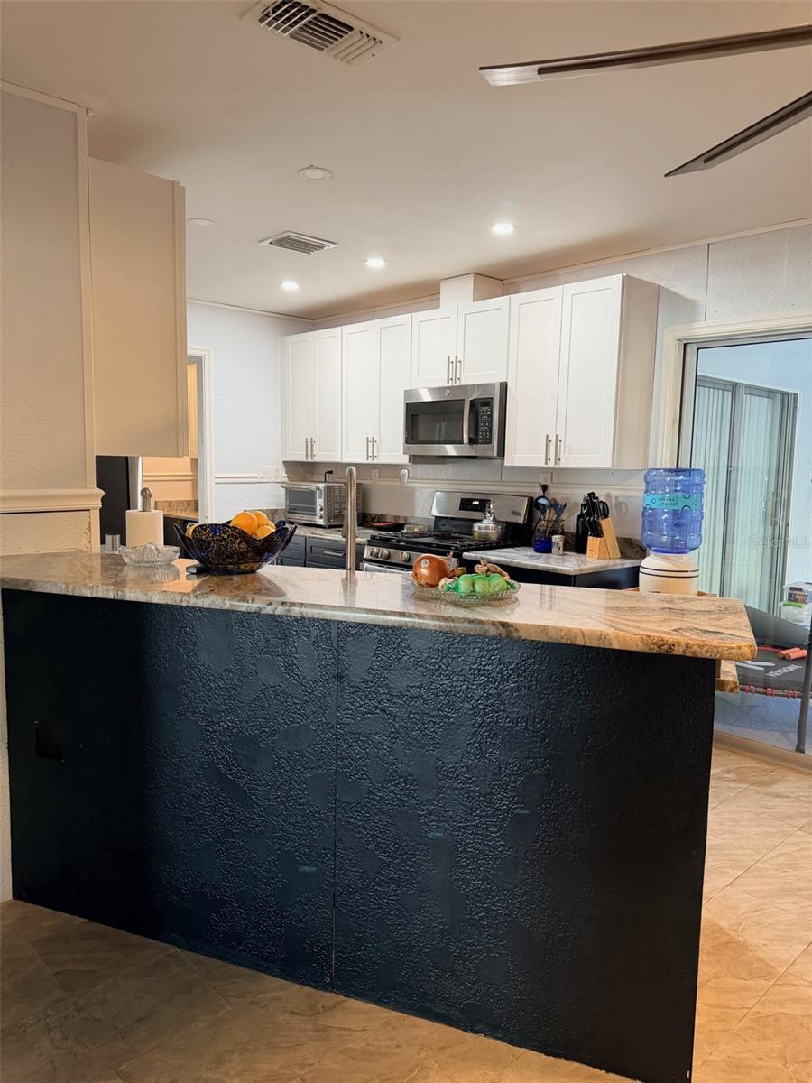 Image 16 of 44 For 12 Palm Drive