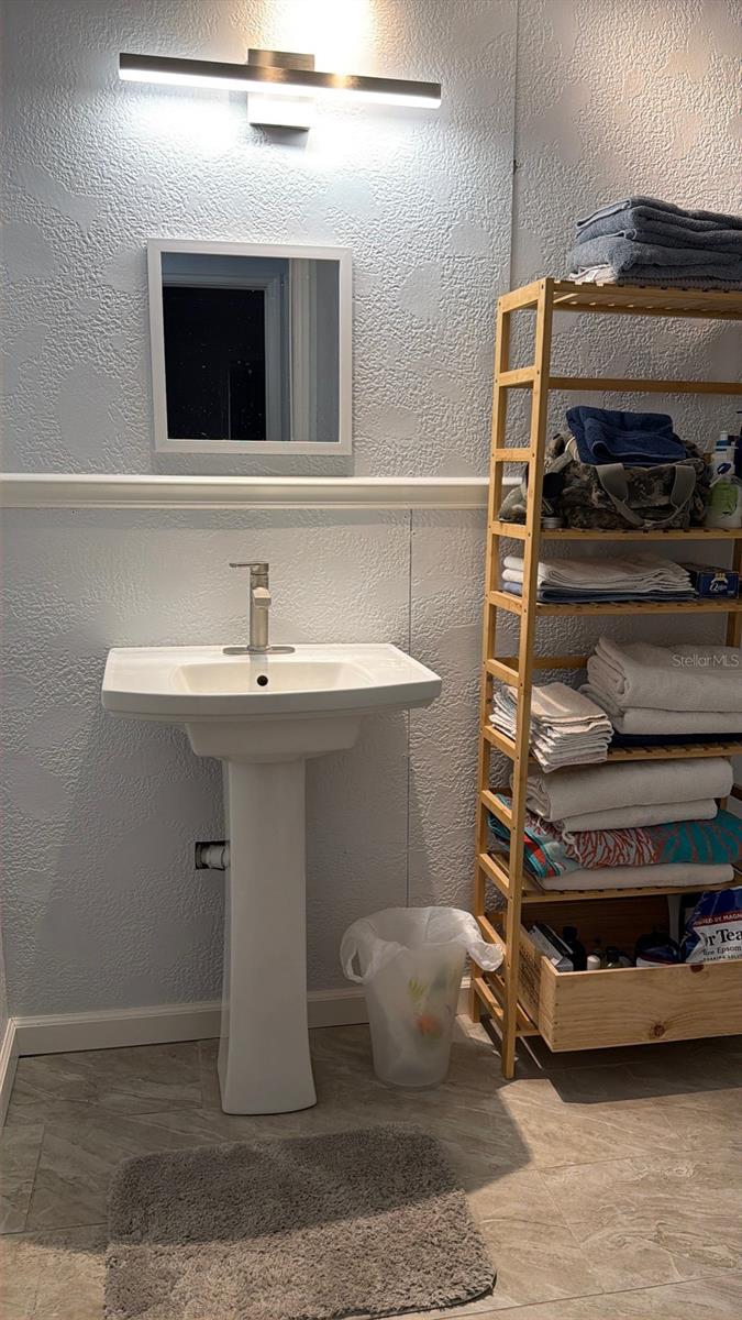 Image 26 of 44 For 12 Palm Drive