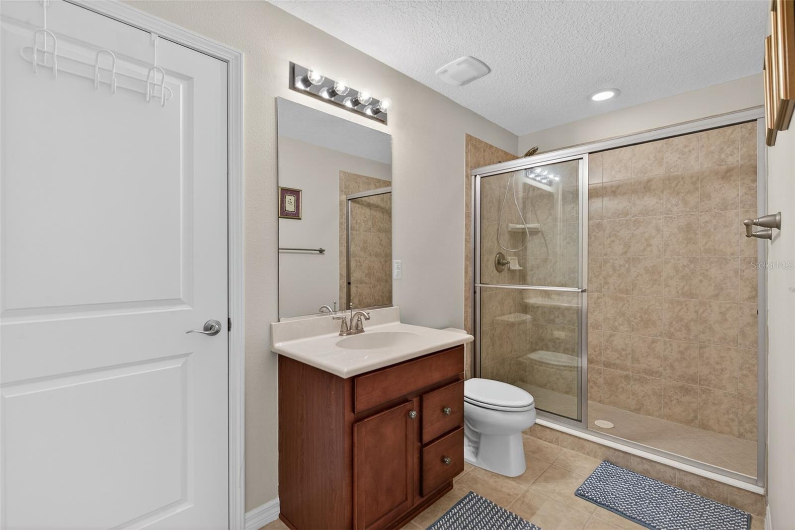 Image 34 of 77 For 1004 Kilkenny Lane