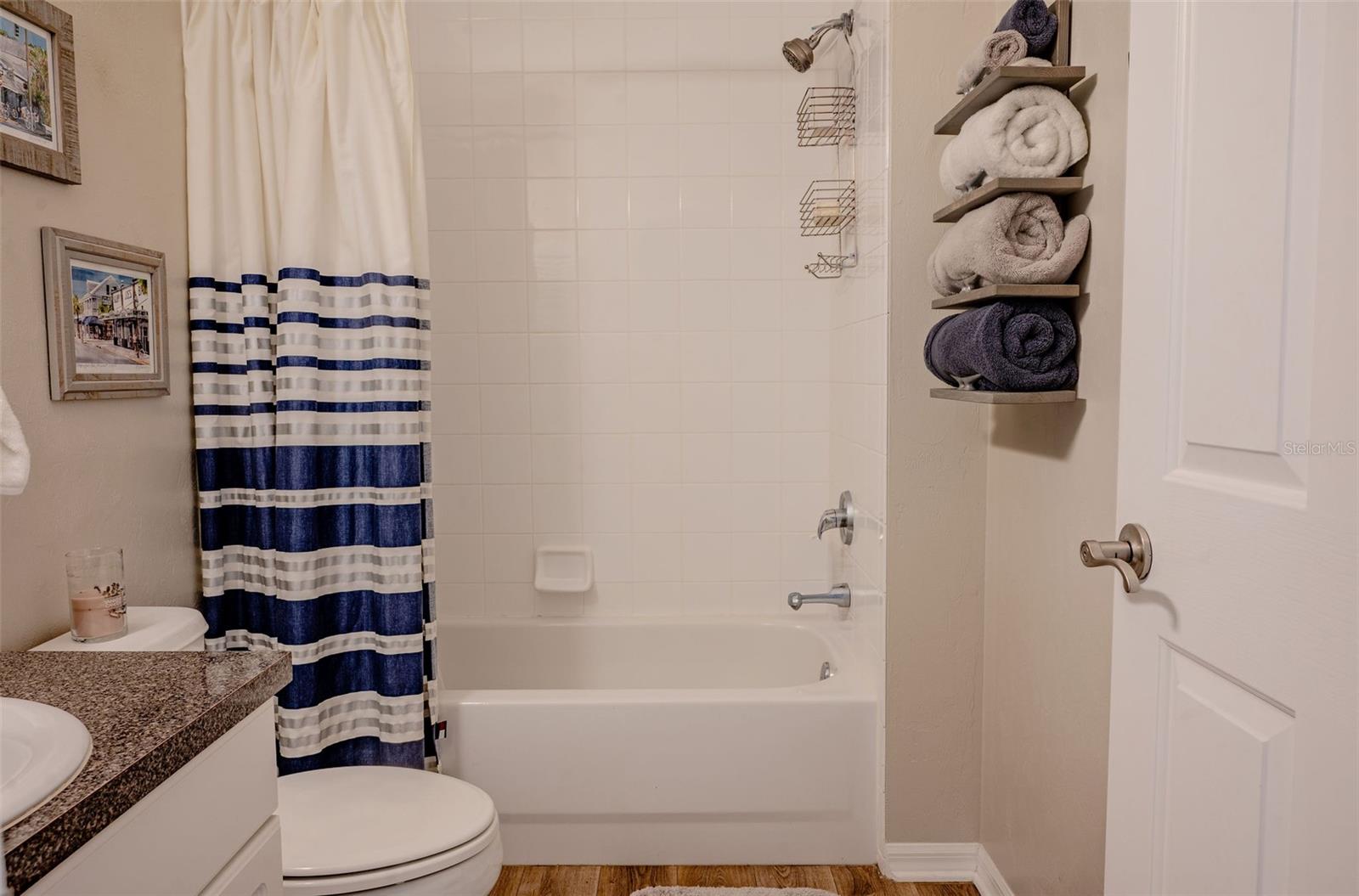 Image 14 of 43 For 502 Main Street 207