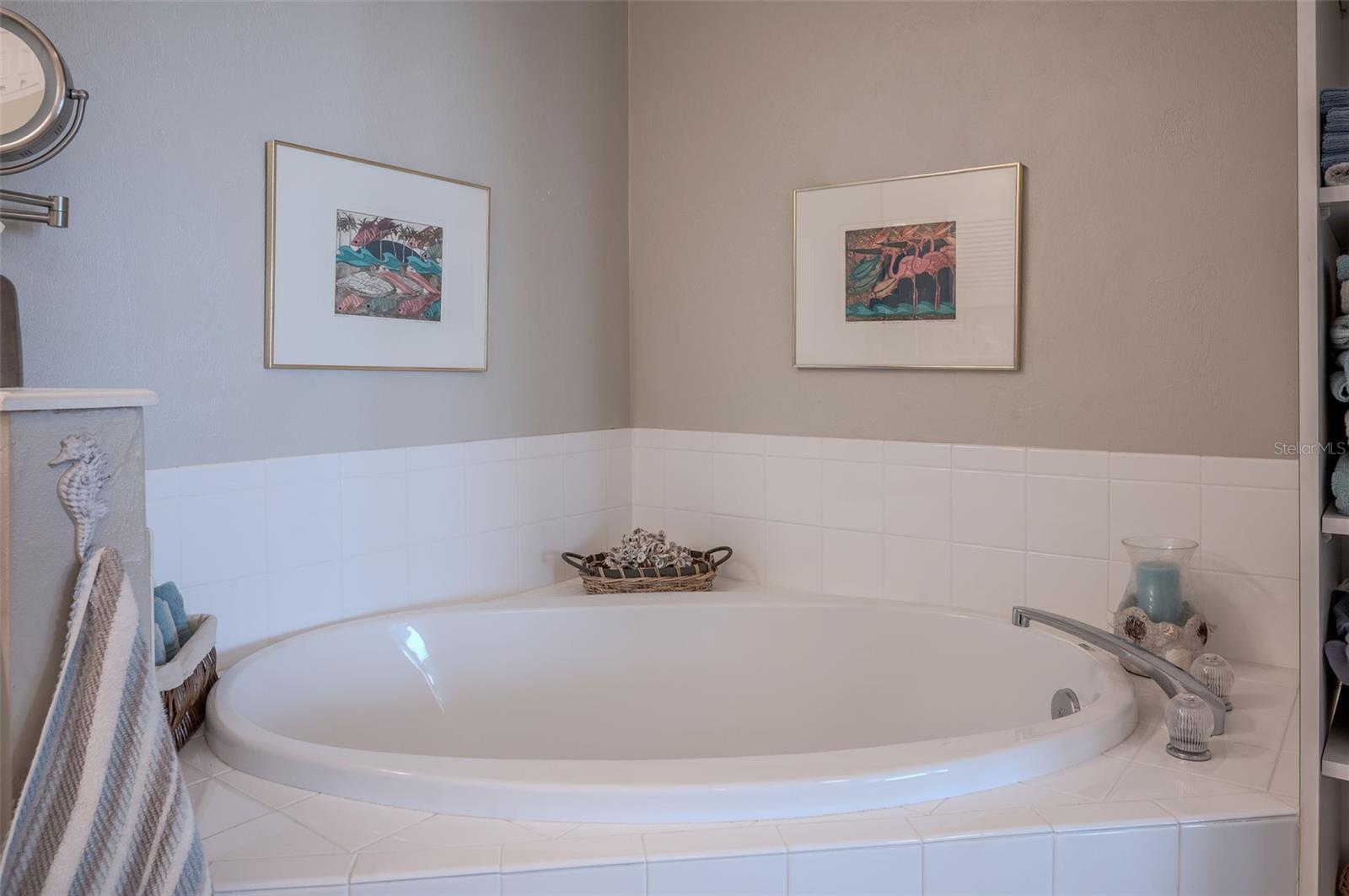 Image 20 of 43 For 502 Main Street 207