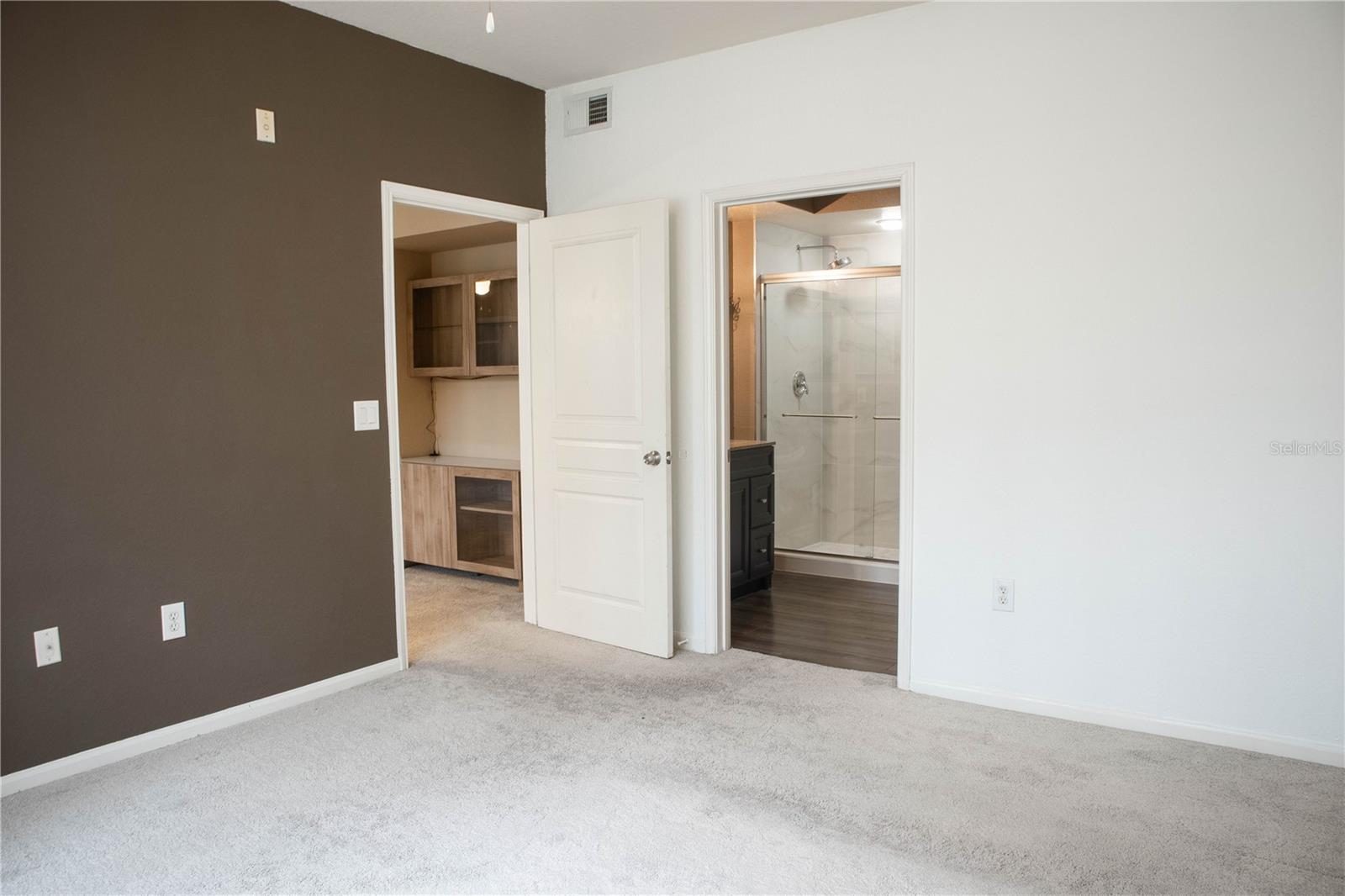 Image 8 of 17 For 5125 Palm Springs Boulevard 11206