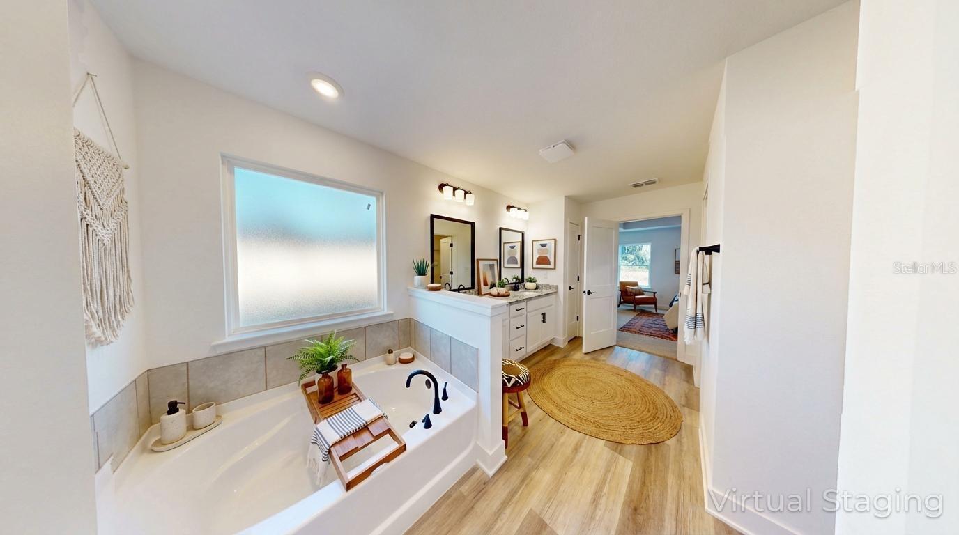 Image 11 of 52 For 16913 176th Way