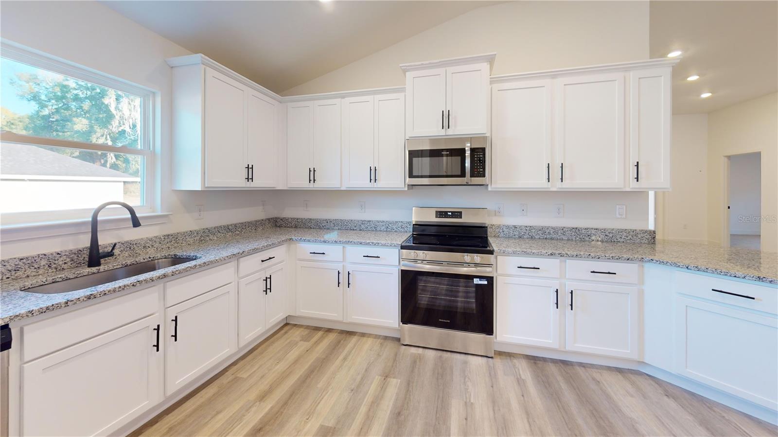 Image 15 of 52 For 16913 176th Way