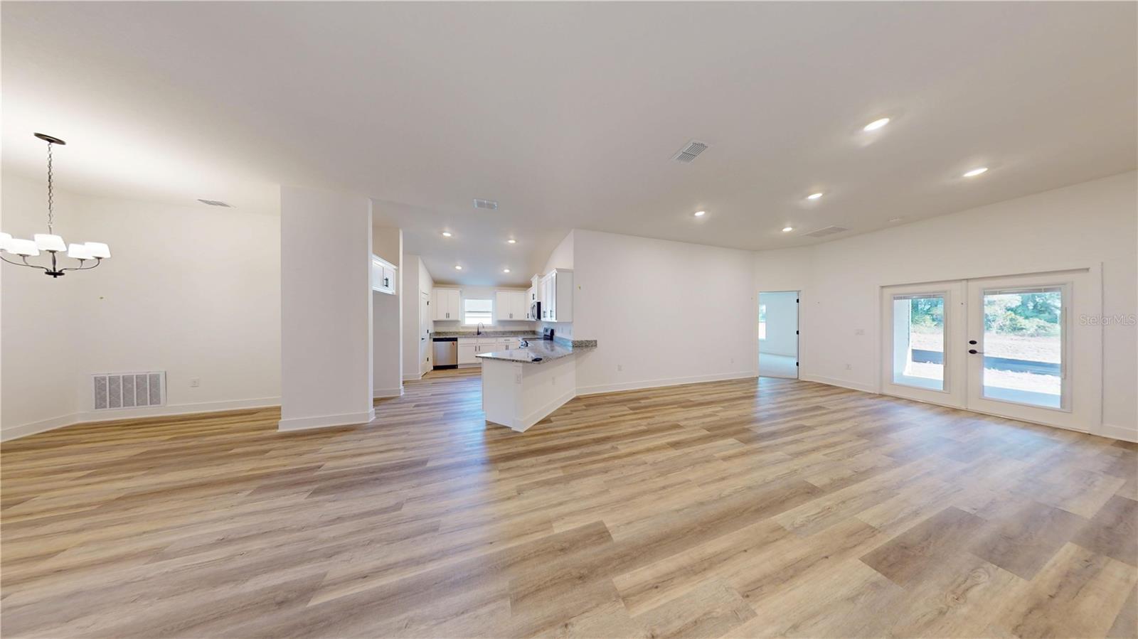 Image 3 of 52 For 16913 176th Way