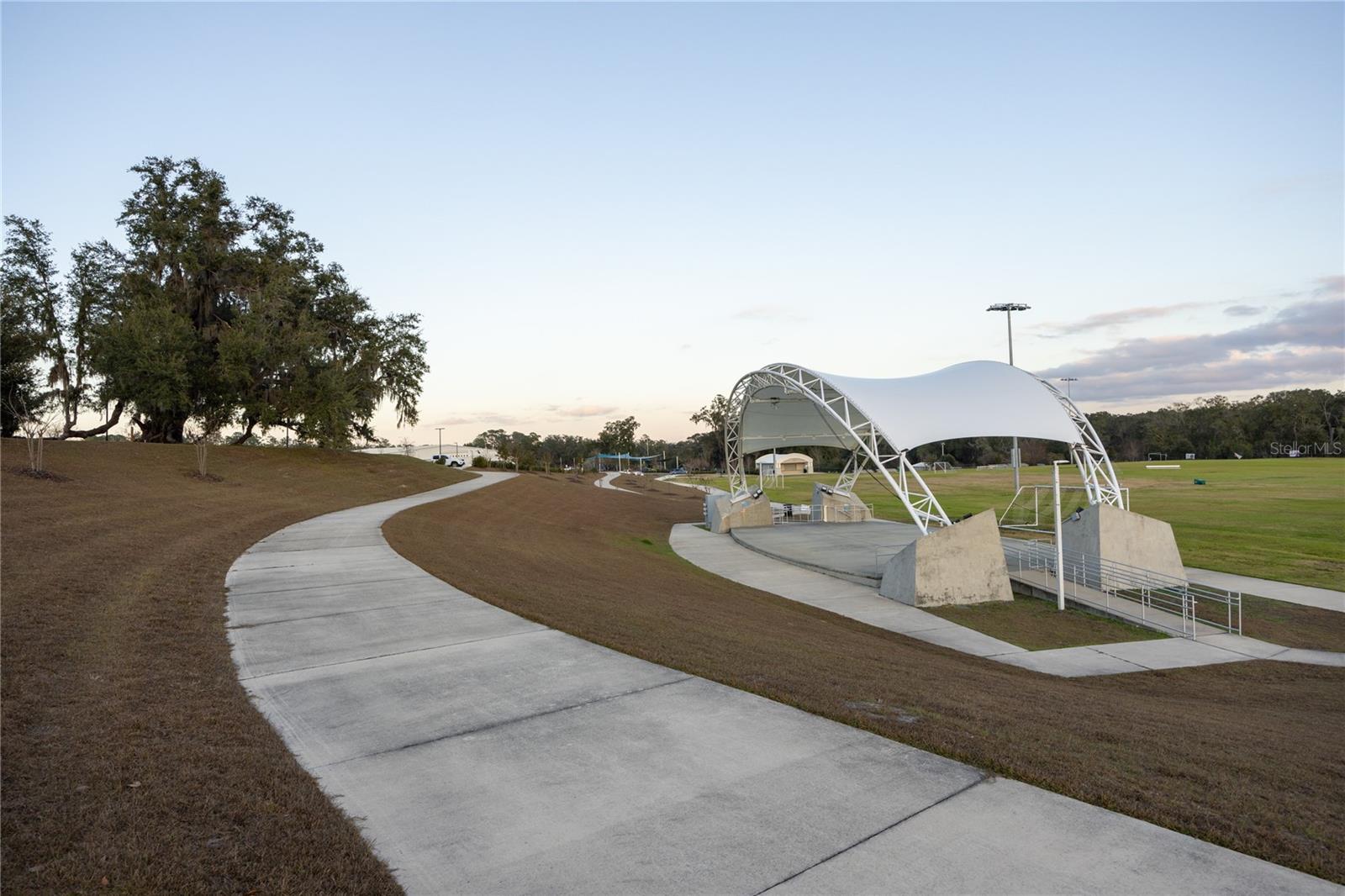 Image 31 of 52 For 16913 176th Way