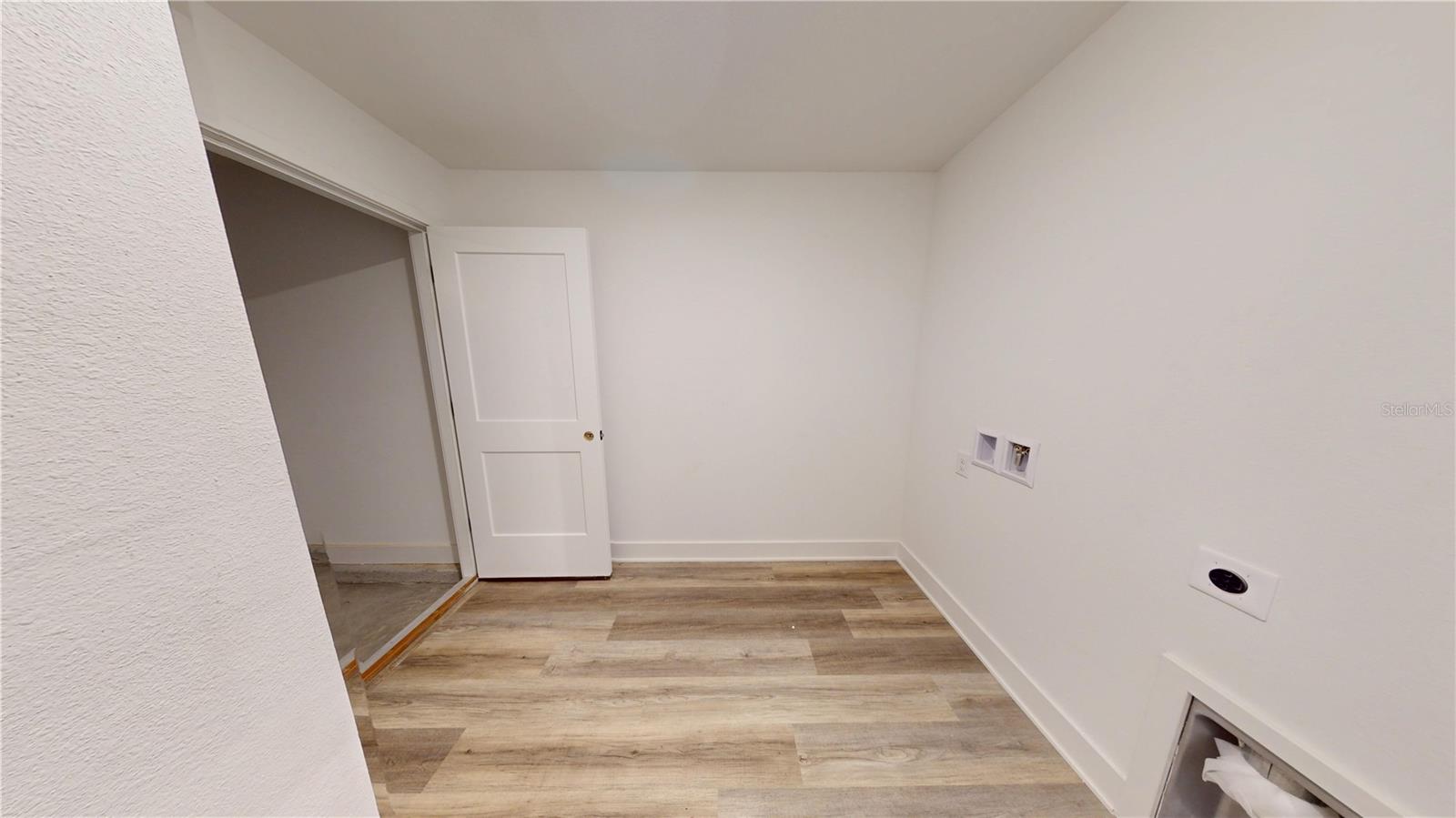 Image 43 of 52 For 16913 176th Way