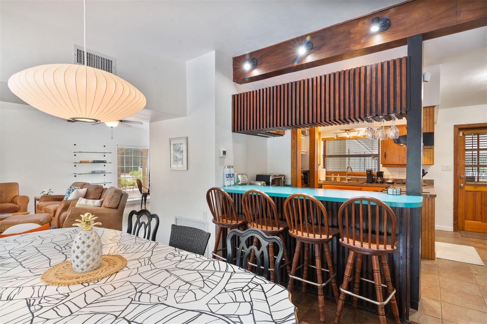 Image 12 of 44 For 3110 2nd Avenue