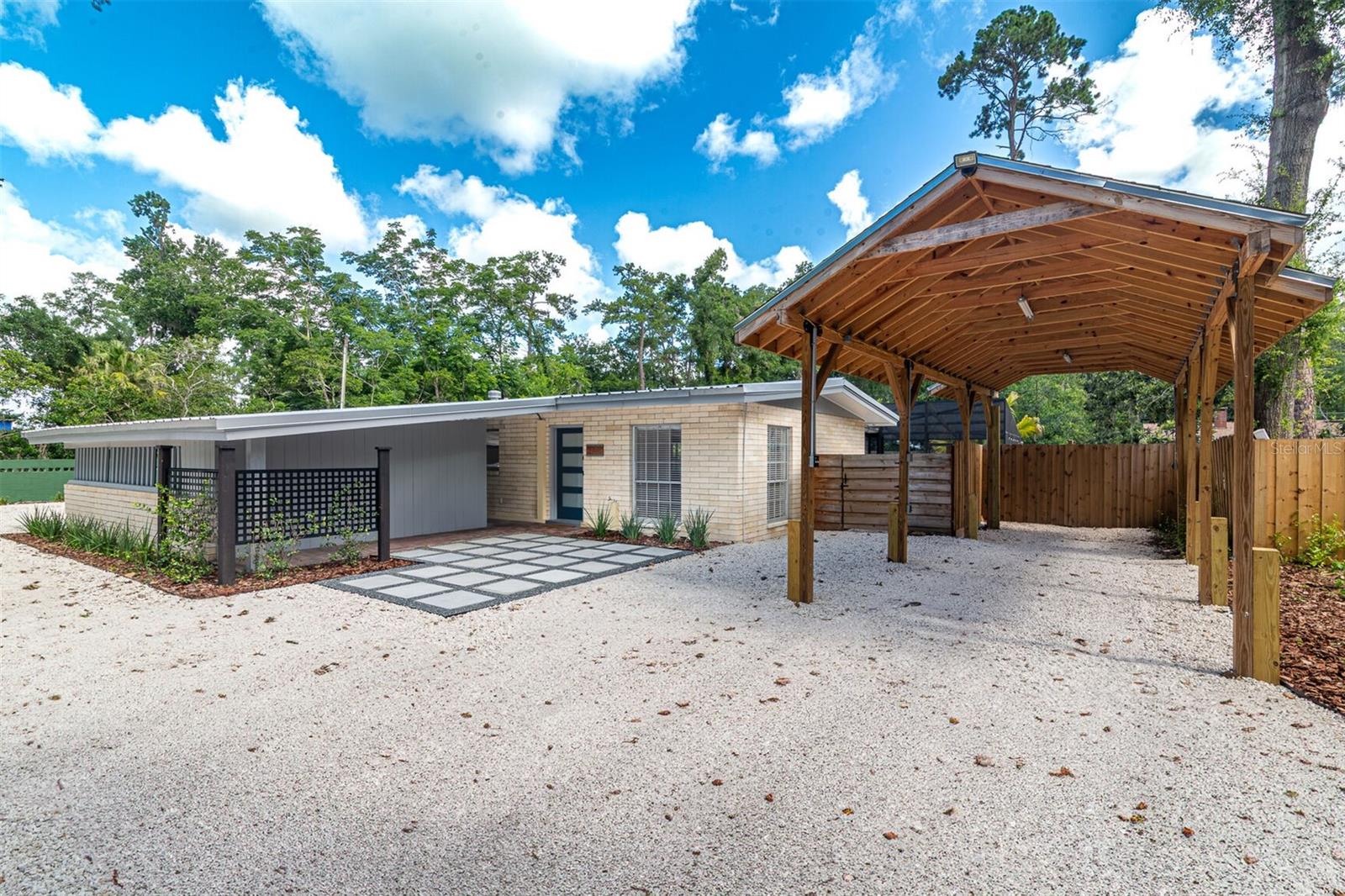 Image 3 of 44 For 3110 2nd Avenue