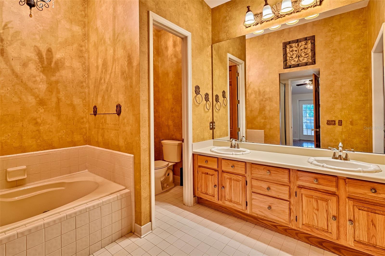 Image 15 of 33 For 23 48th Boulevard K