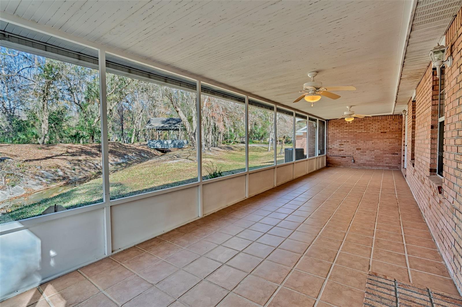 Image 23 of 33 For 23 48th Boulevard K