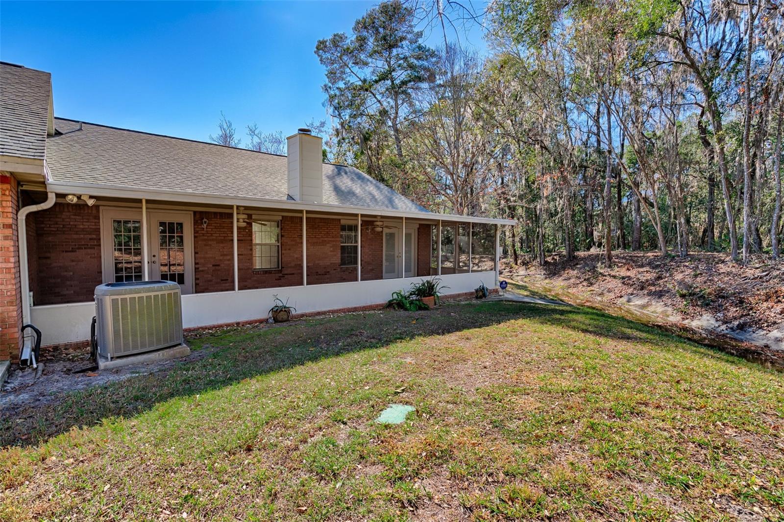 Image 27 of 33 For 23 48th Boulevard K