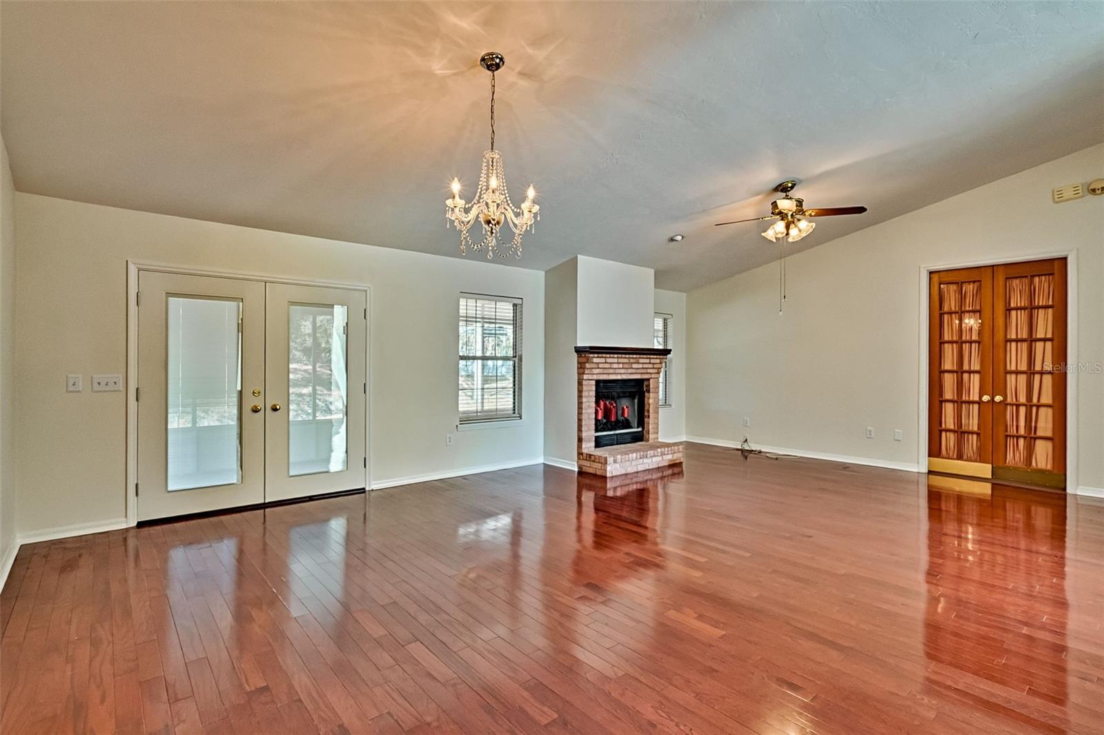 Image 5 of 33 For 23 48th Boulevard K