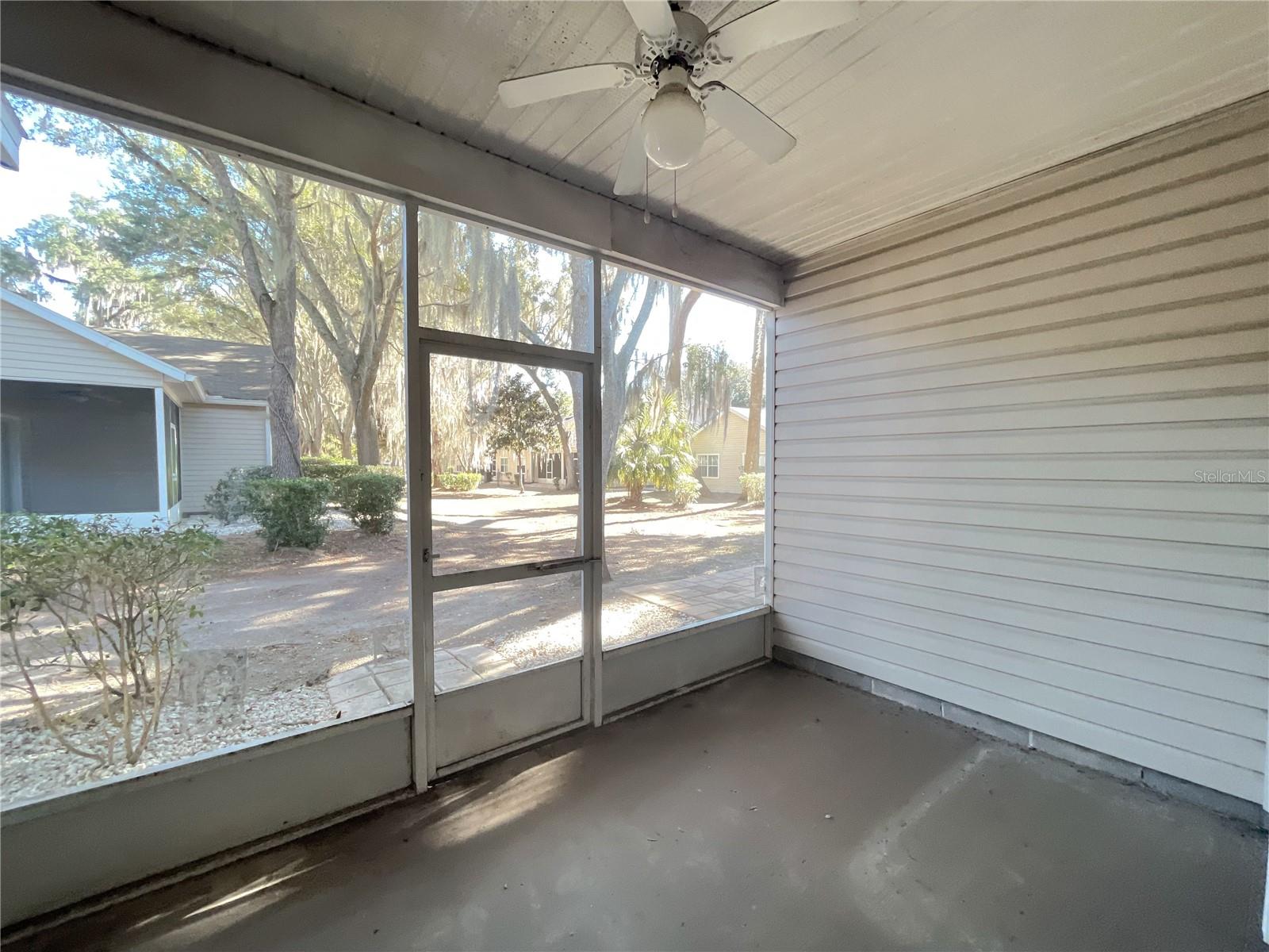 Image 12 of 14 For 4700 Sw Archer Road 105