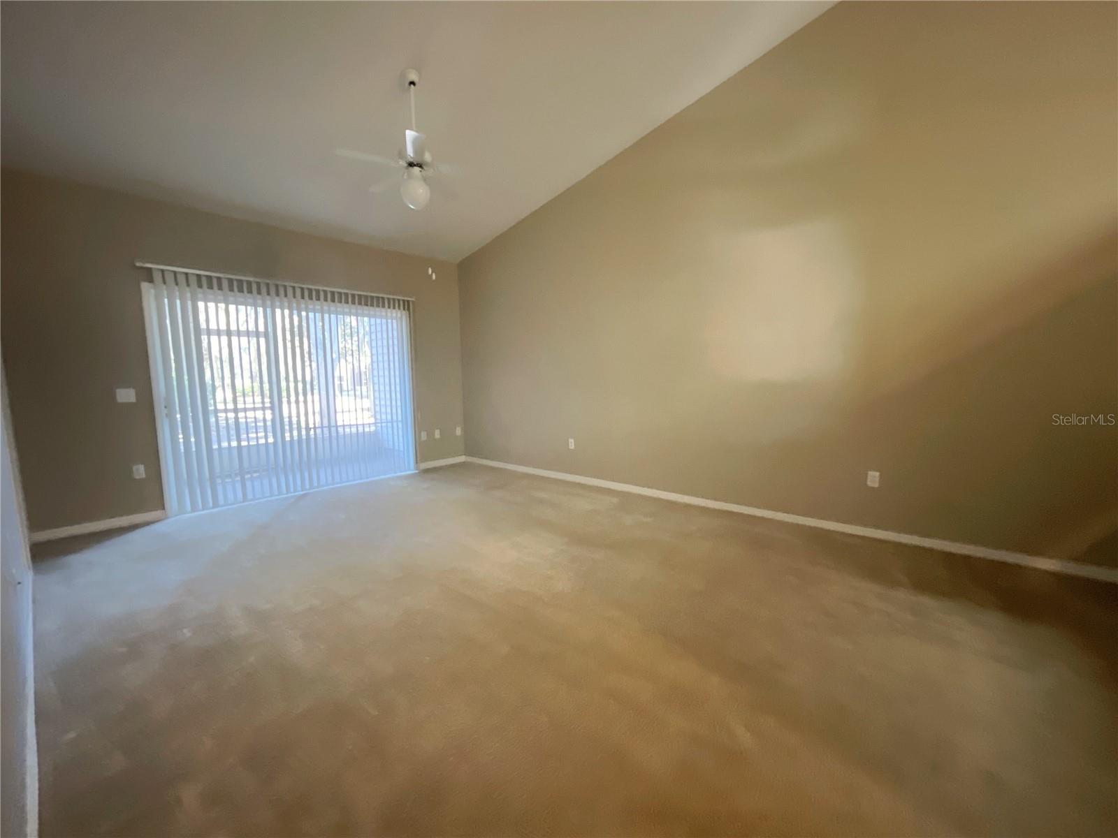 Image 6 of 14 For 4700 Sw Archer Road 105