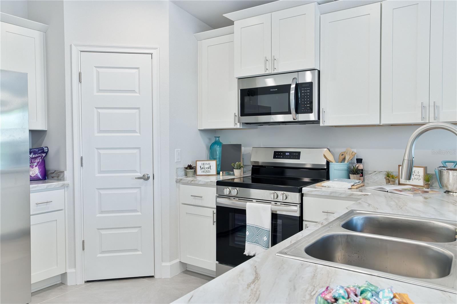 Image 14 of 26 For 3312 Caitlin Lane