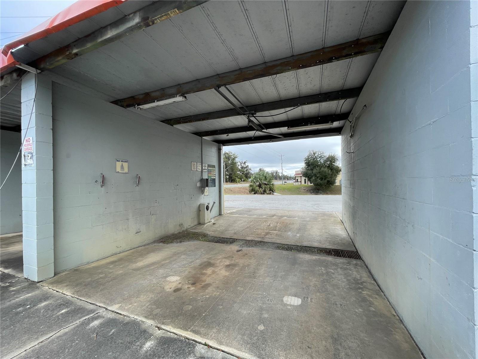 Image 12 of 31 For 770 Hathaway Avenue