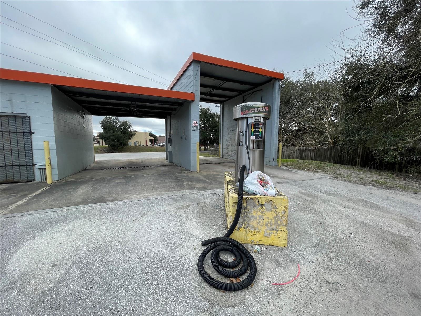 Image 4 of 31 For 770 Hathaway Avenue