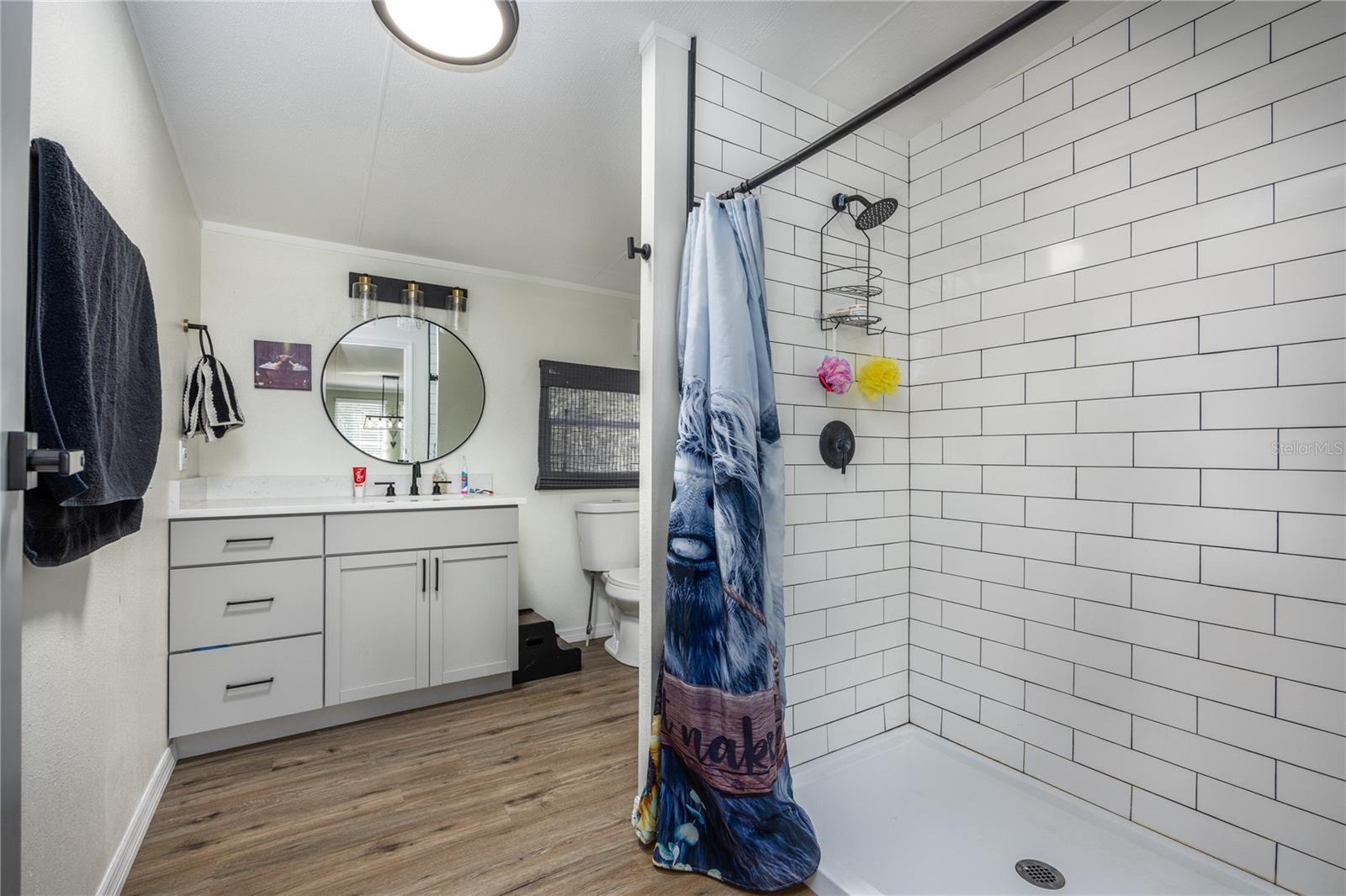 Image 27 of 54 For 847 Applewood Glen