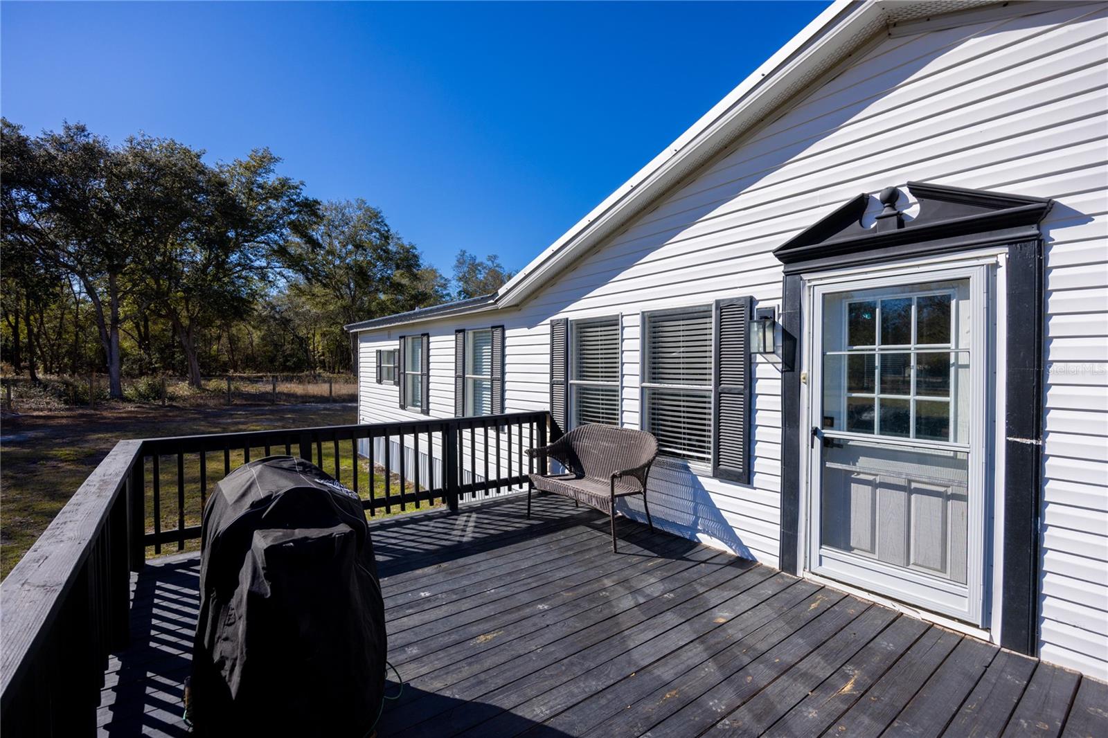 Image 3 of 54 For 847 Applewood Glen