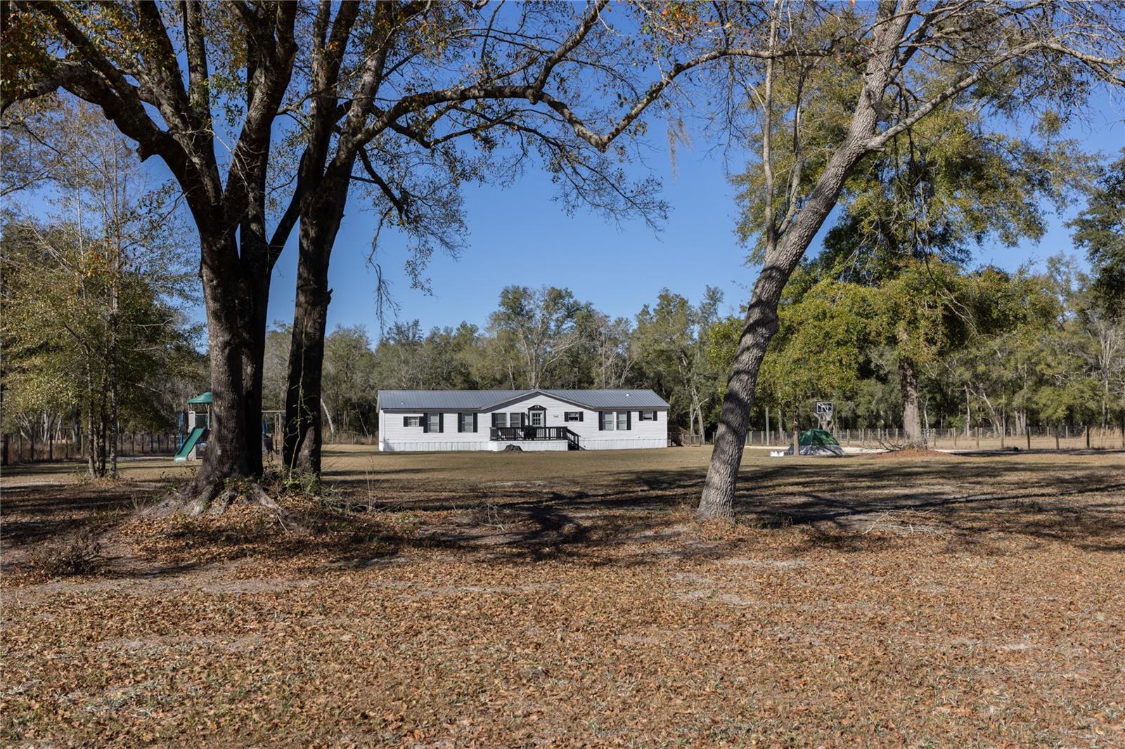 Image 32 of 54 For 847 Applewood Glen