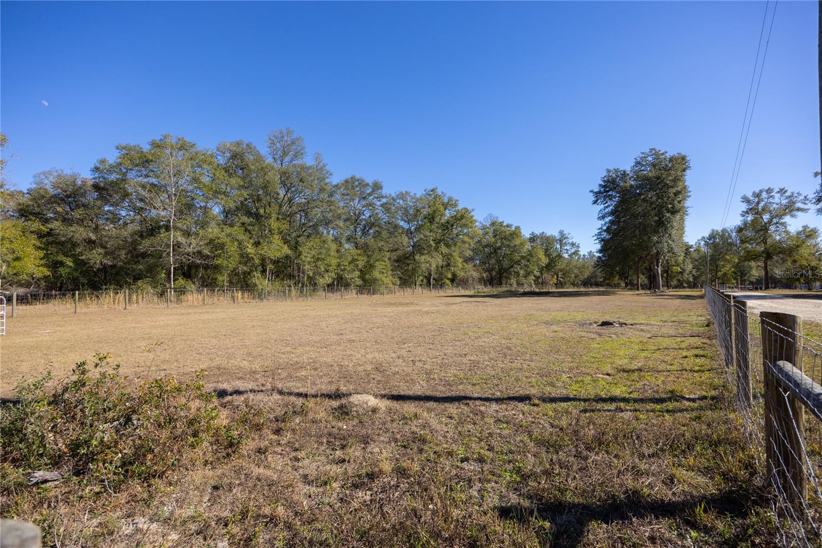 Image 39 of 54 For 847 Applewood Glen