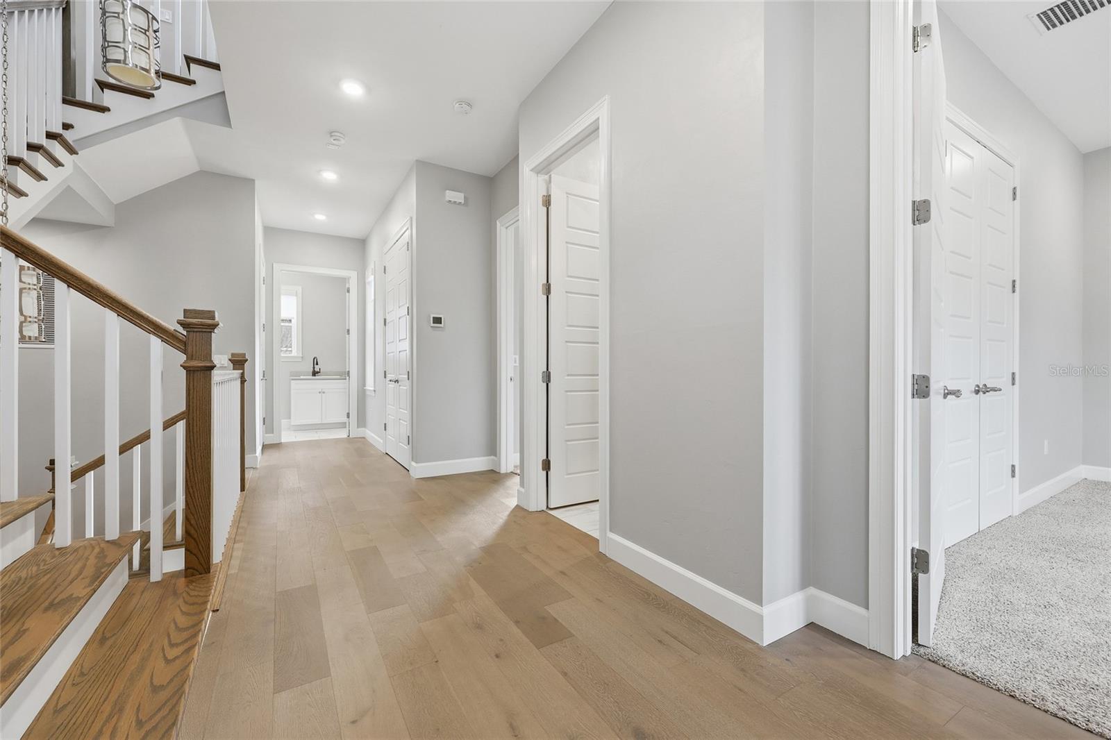 Image 30 of 44 For 723 131 Drive