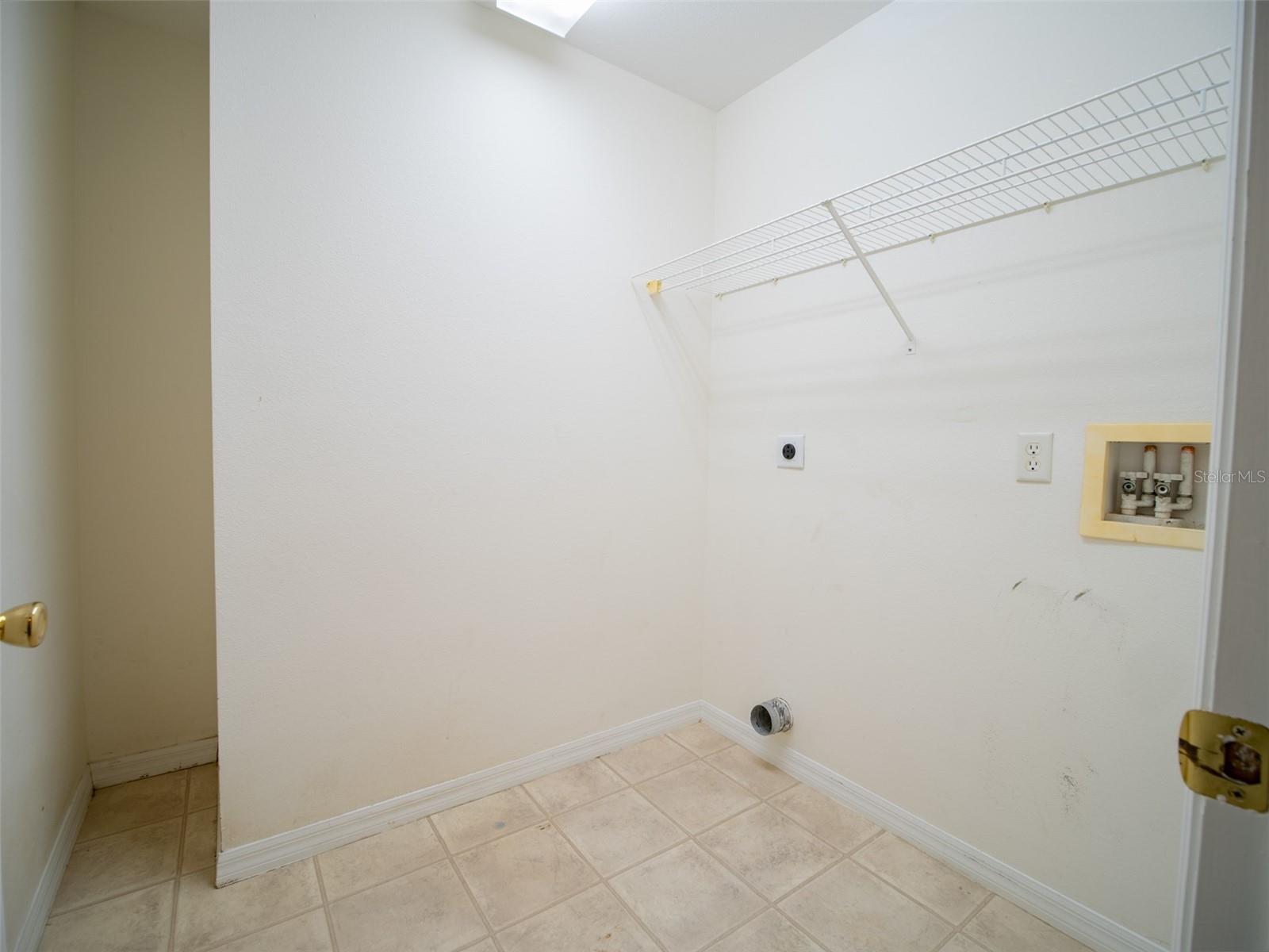 Image 24 of 51 For 1384 Indian Glen