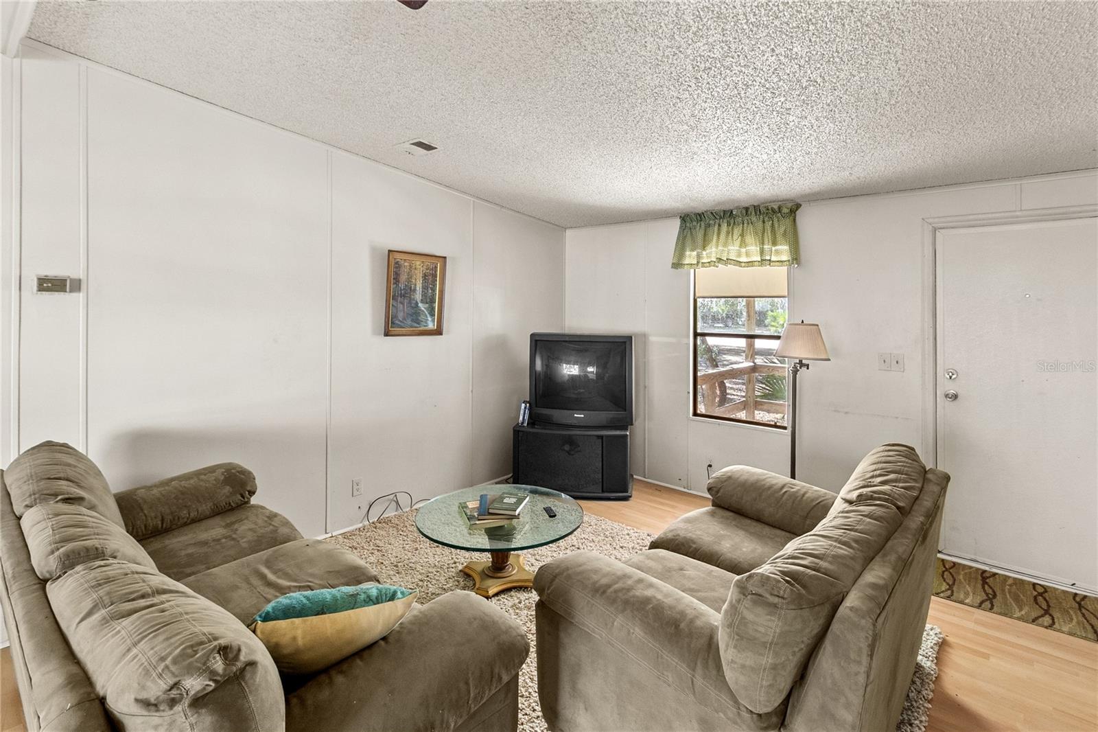 Image 12 of 48 For 13711 247th Court