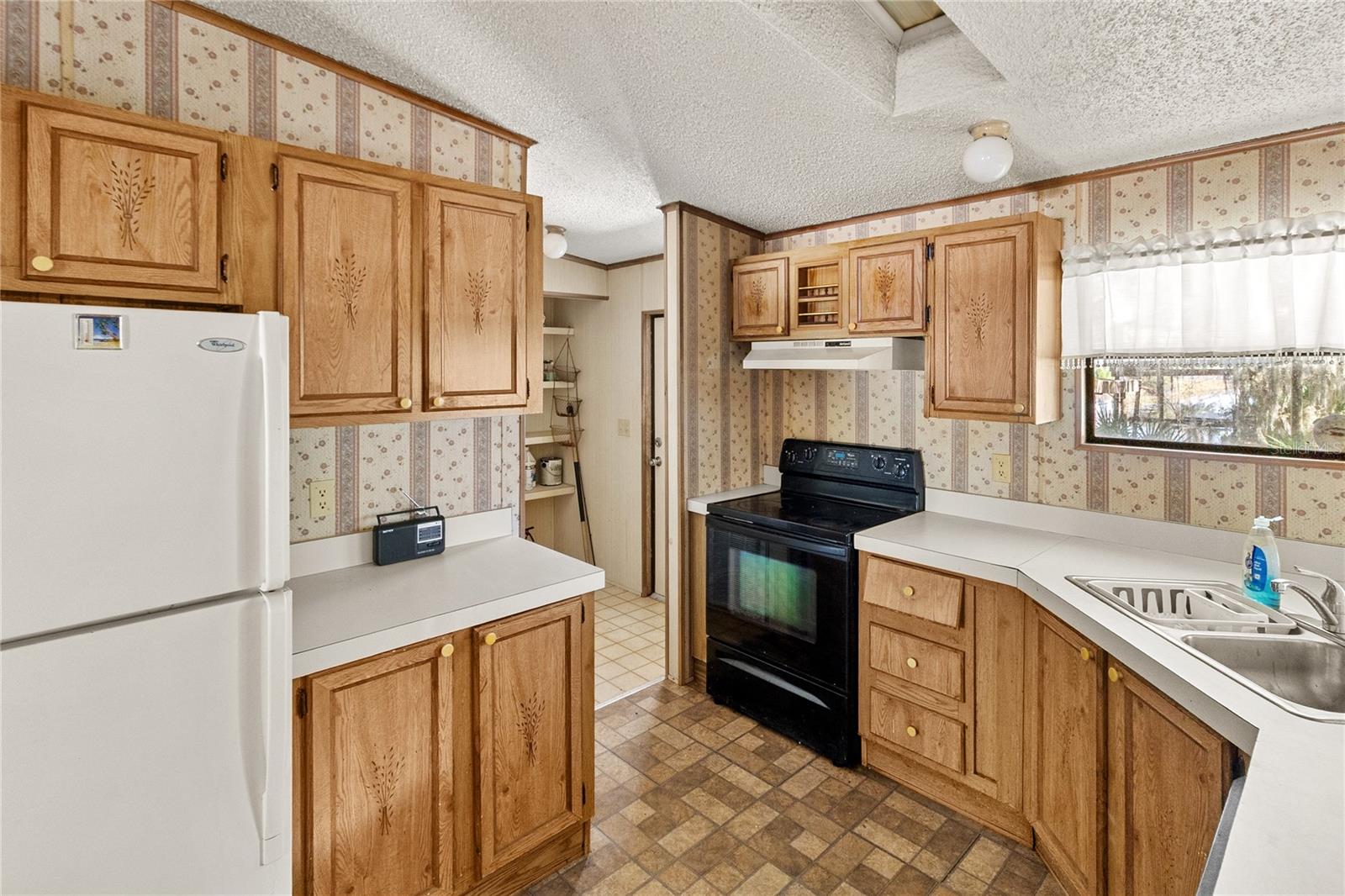 Image 14 of 48 For 13711 247th Court