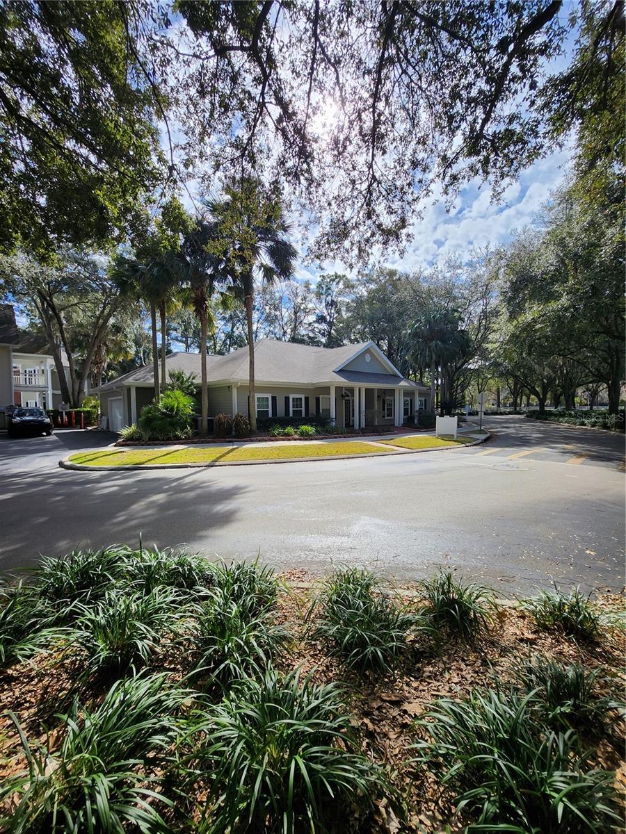 Image 22 of 31 For 10000 52nd Avenue 156