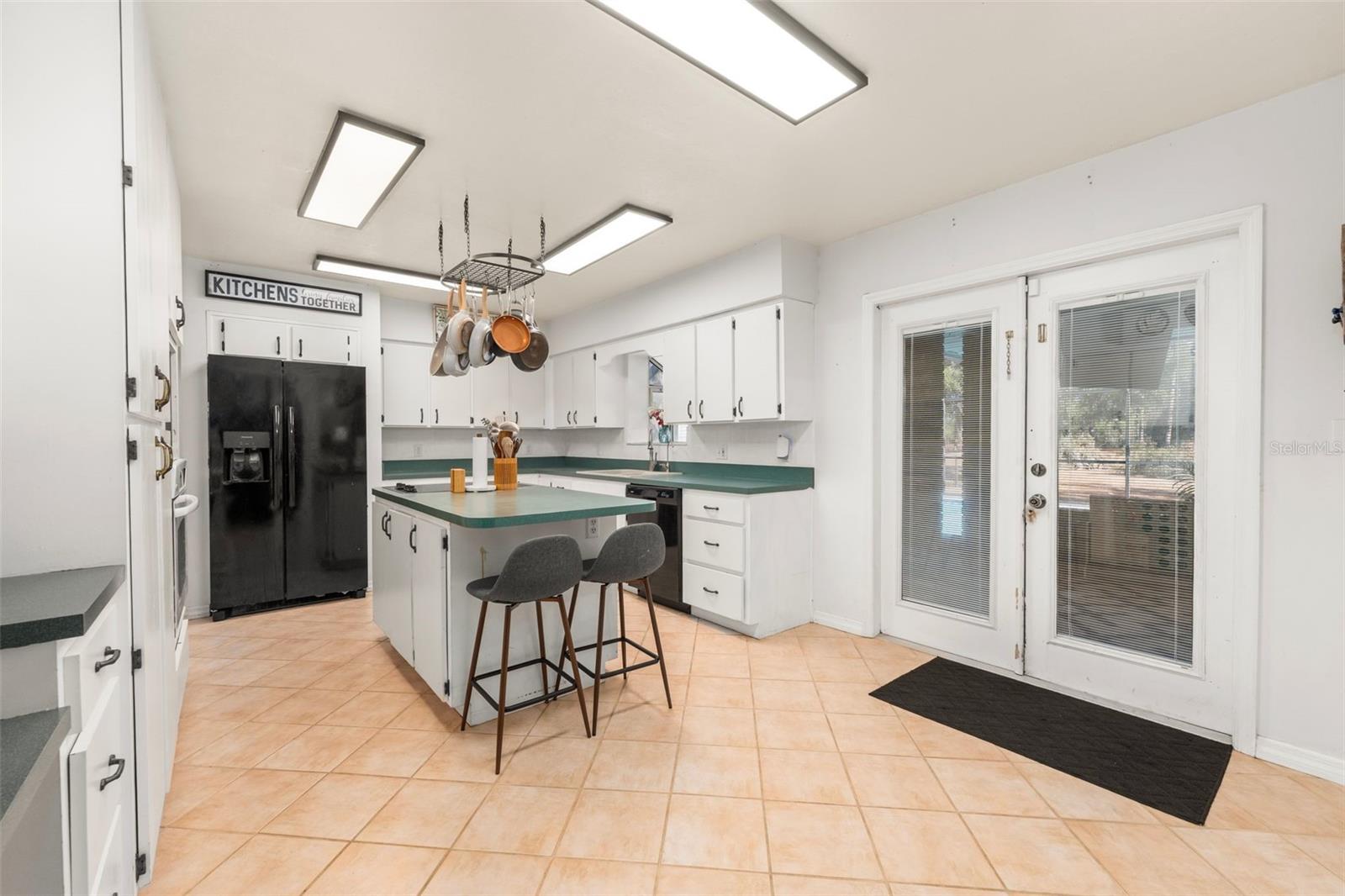 Image 16 of 58 For 3670 20th Avenue