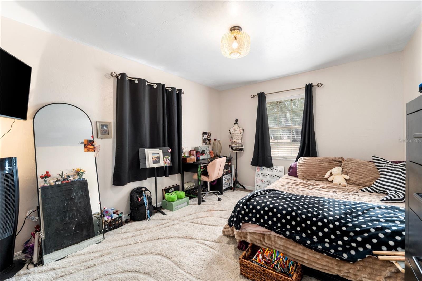 Image 22 of 58 For 3670 20th Avenue