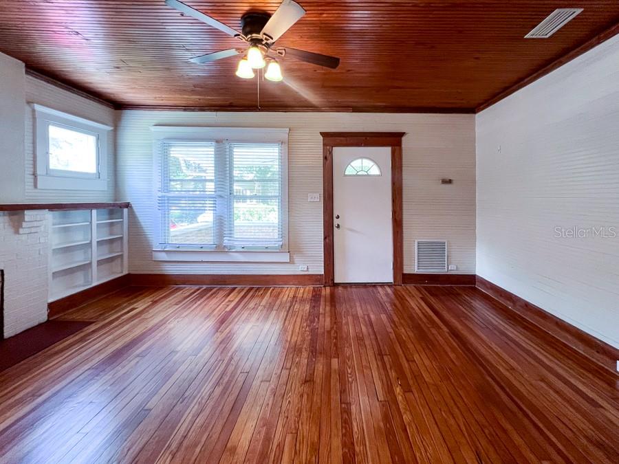 Image 23 of 27 For 115 7th Terrace