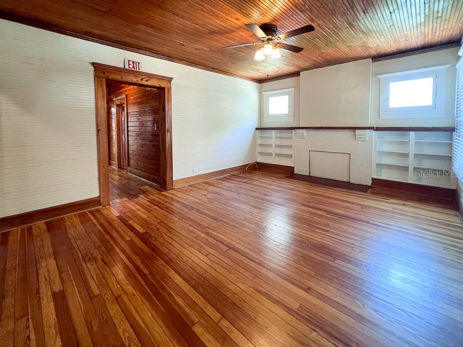 Image 4 of 27 For 115 7th Terrace