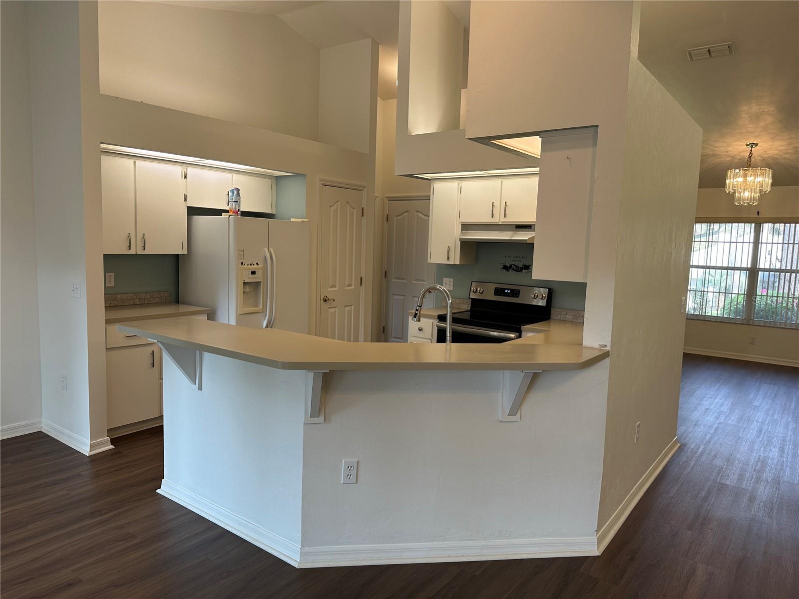 Image 3 of 12 For 1435 100th Terrace