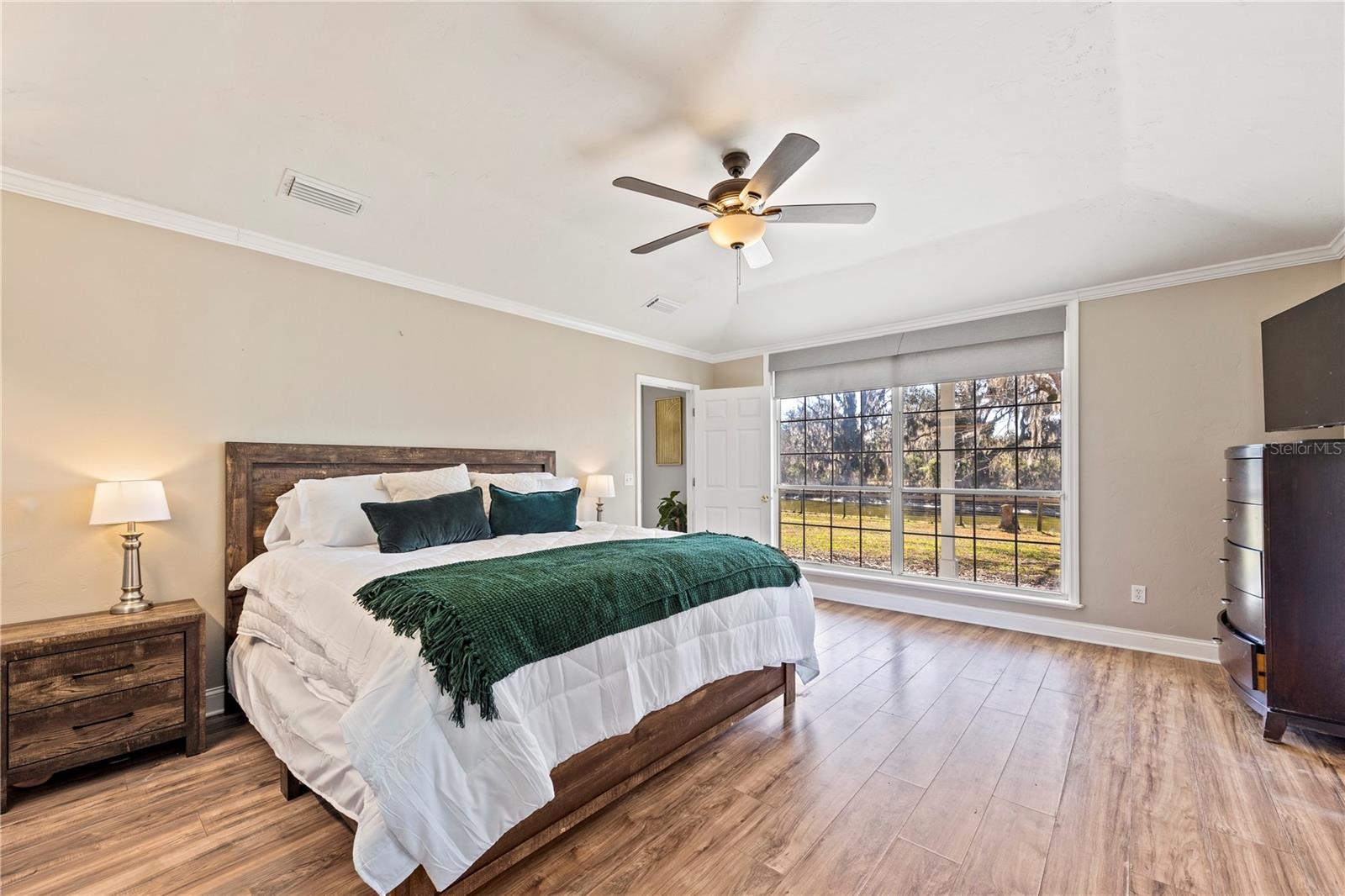 Image 16 of 100 For 10720 53rd Terrace