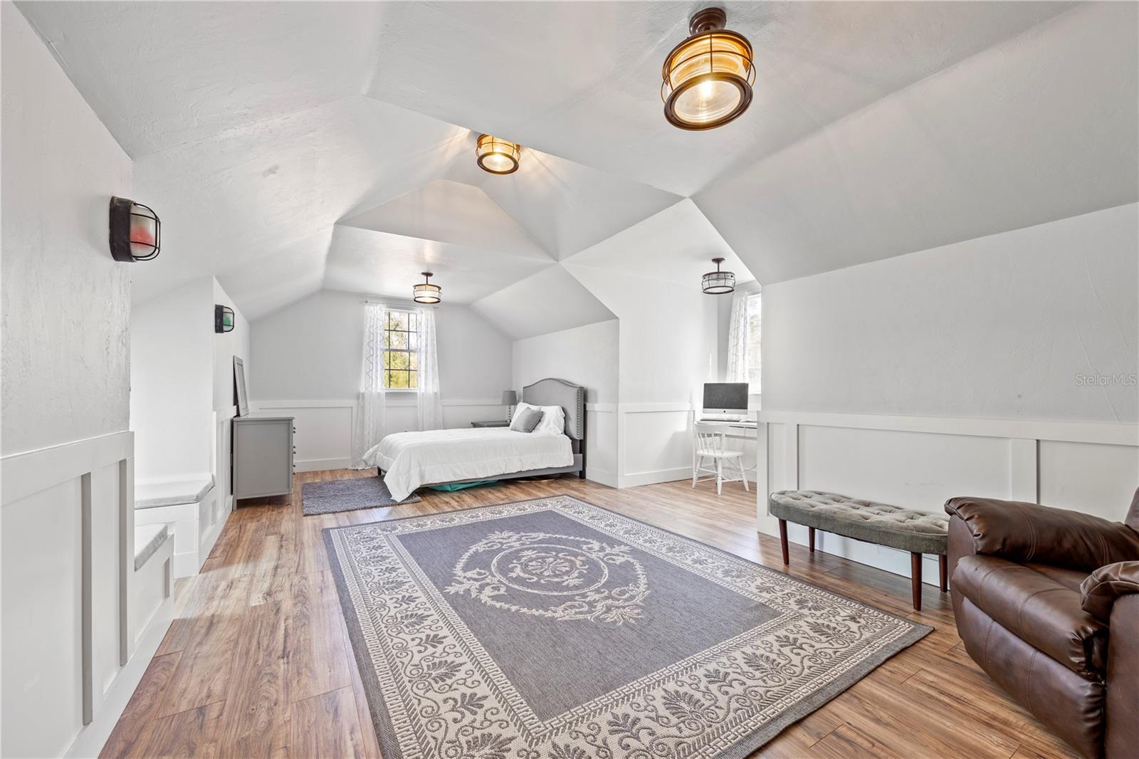 Image 23 of 100 For 10720 53rd Terrace