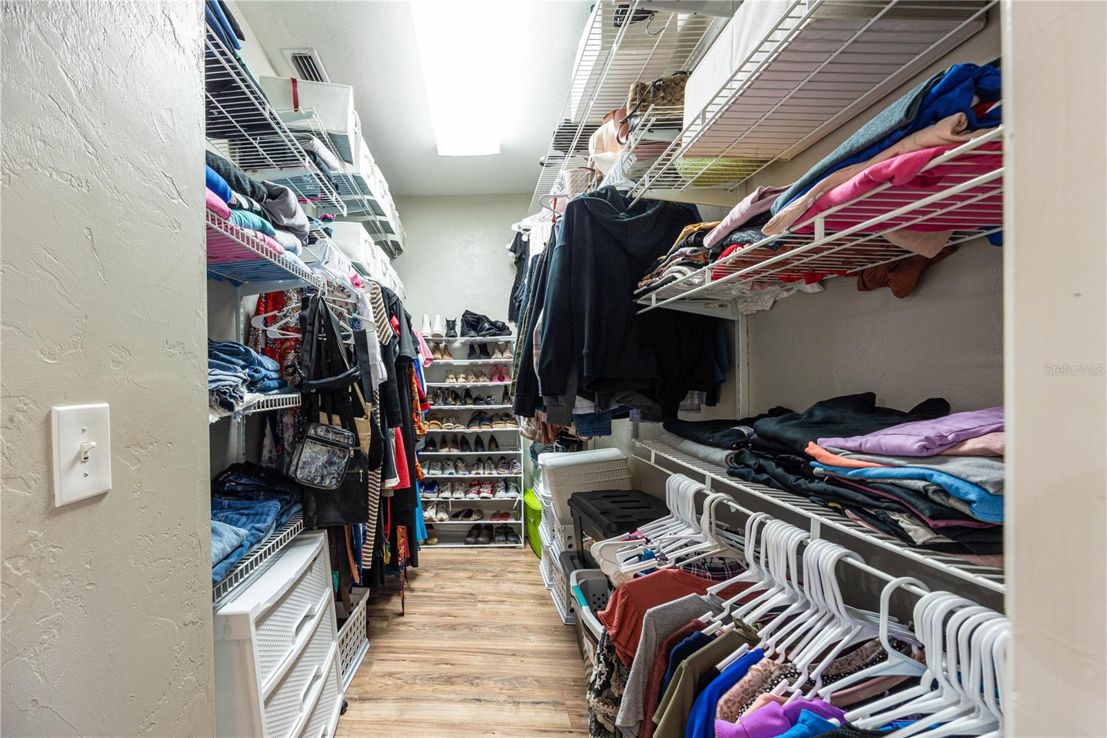 Image 26 of 100 For 10720 53rd Terrace