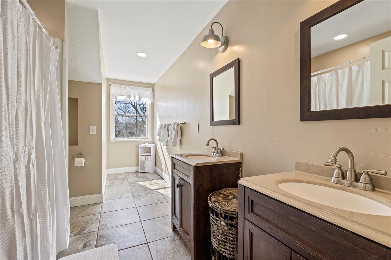 Image 29 of 100 For 10720 53rd Terrace