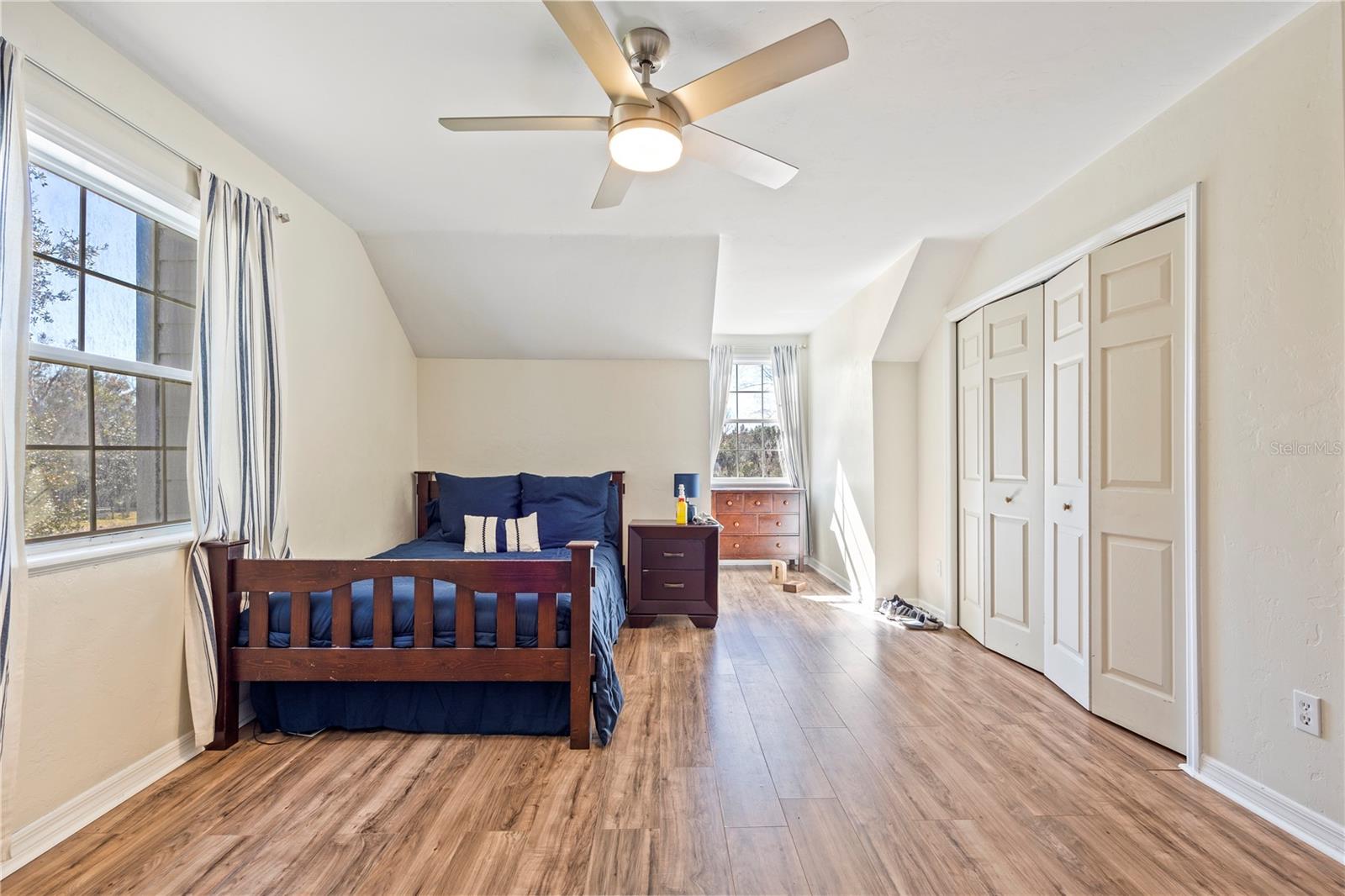 Image 31 of 100 For 10720 53rd Terrace