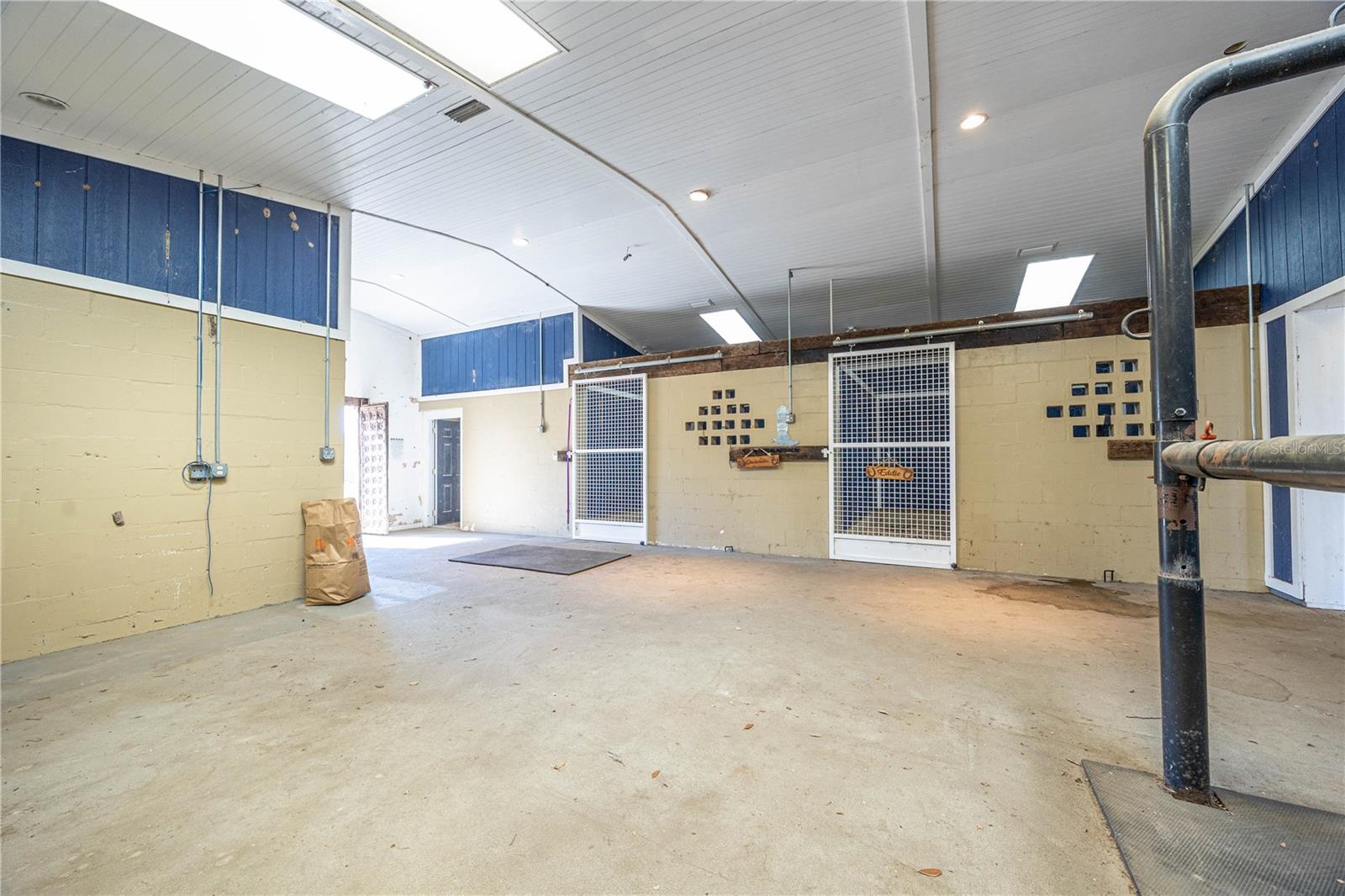 Image 48 of 100 For 10720 53rd Terrace