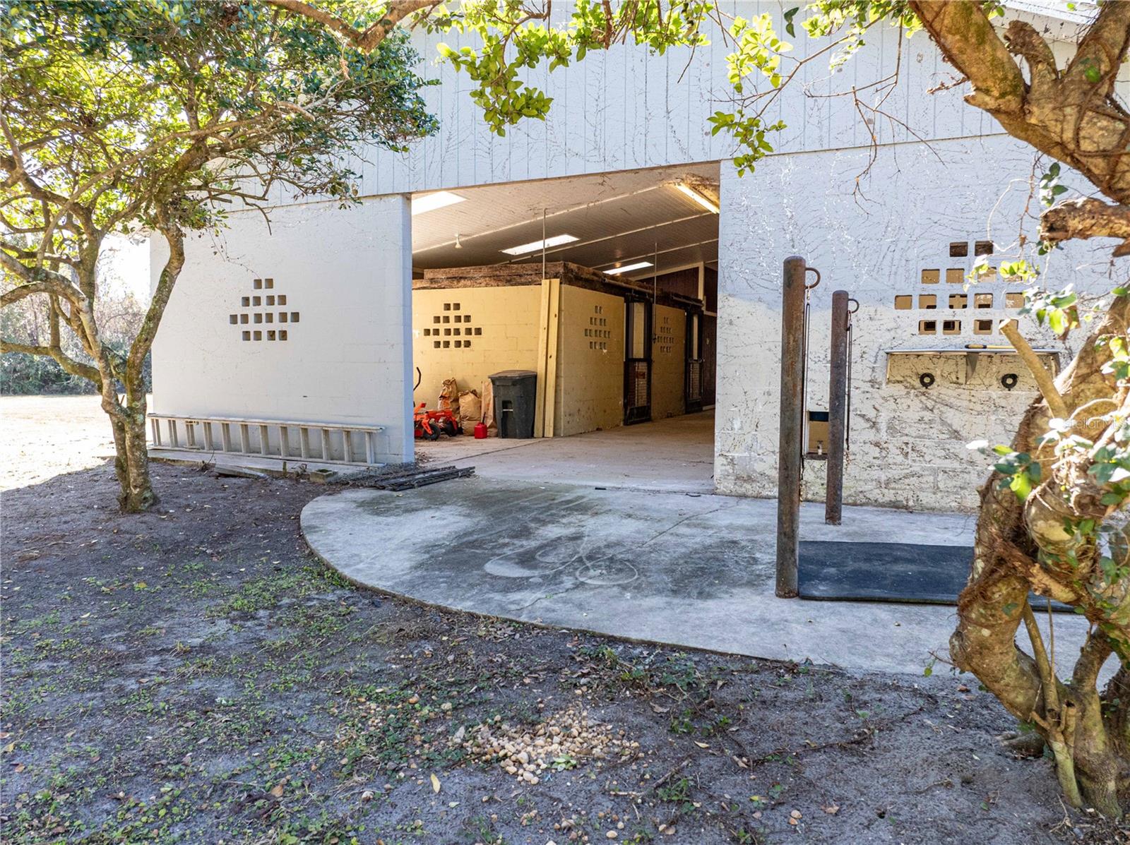 Image 55 of 100 For 10720 53rd Terrace