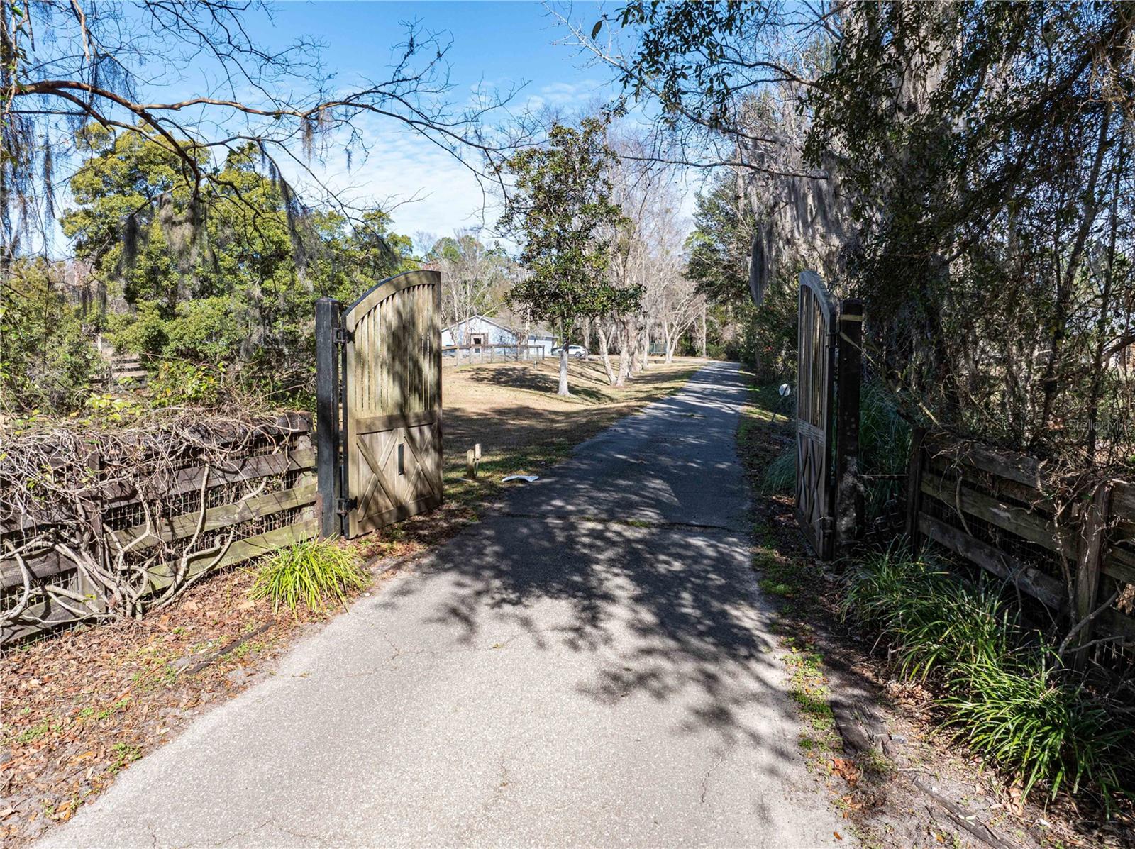 Image 67 of 100 For 10720 53rd Terrace