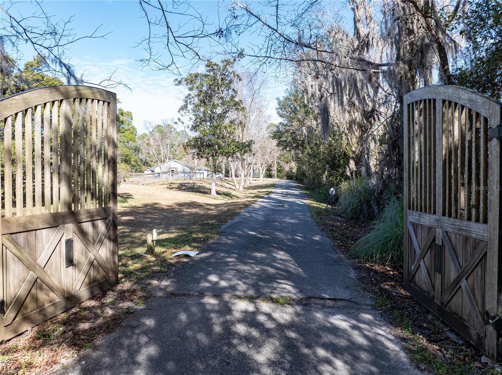 Image 68 of 100 For 10720 53rd Terrace