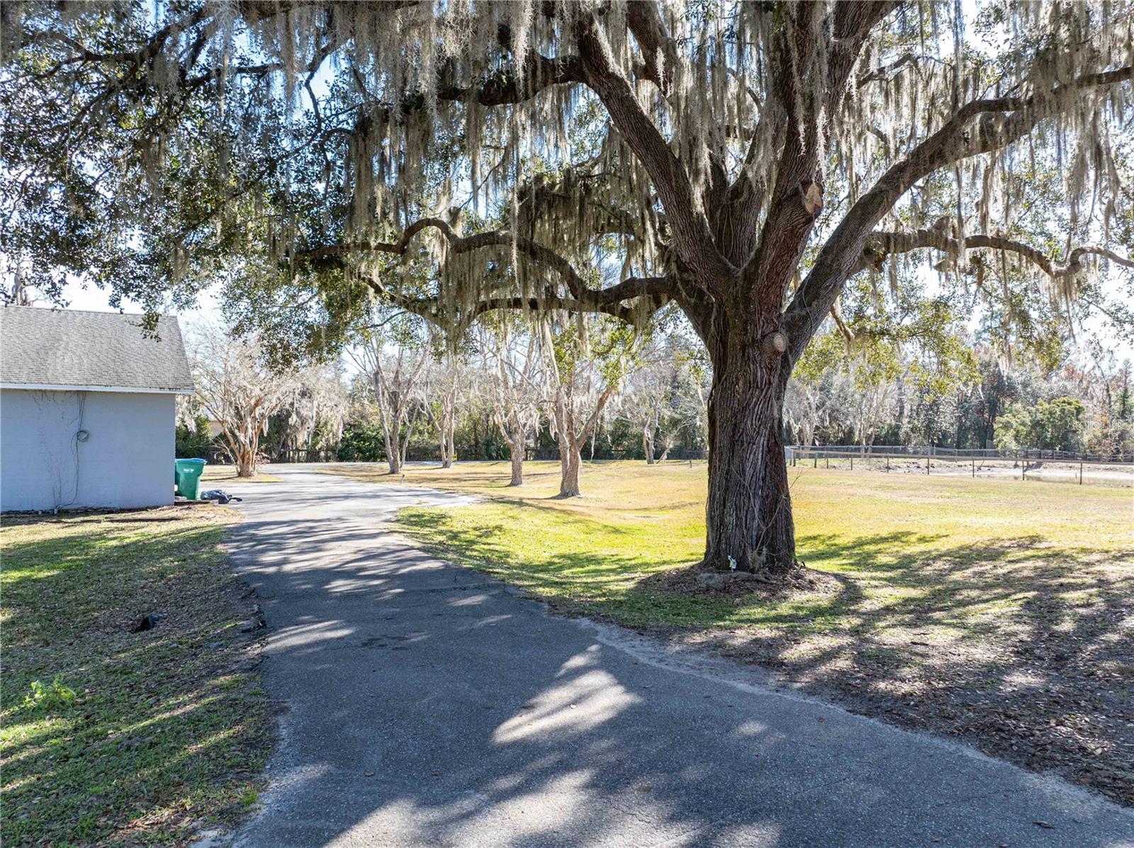 Image 82 of 100 For 10720 53rd Terrace
