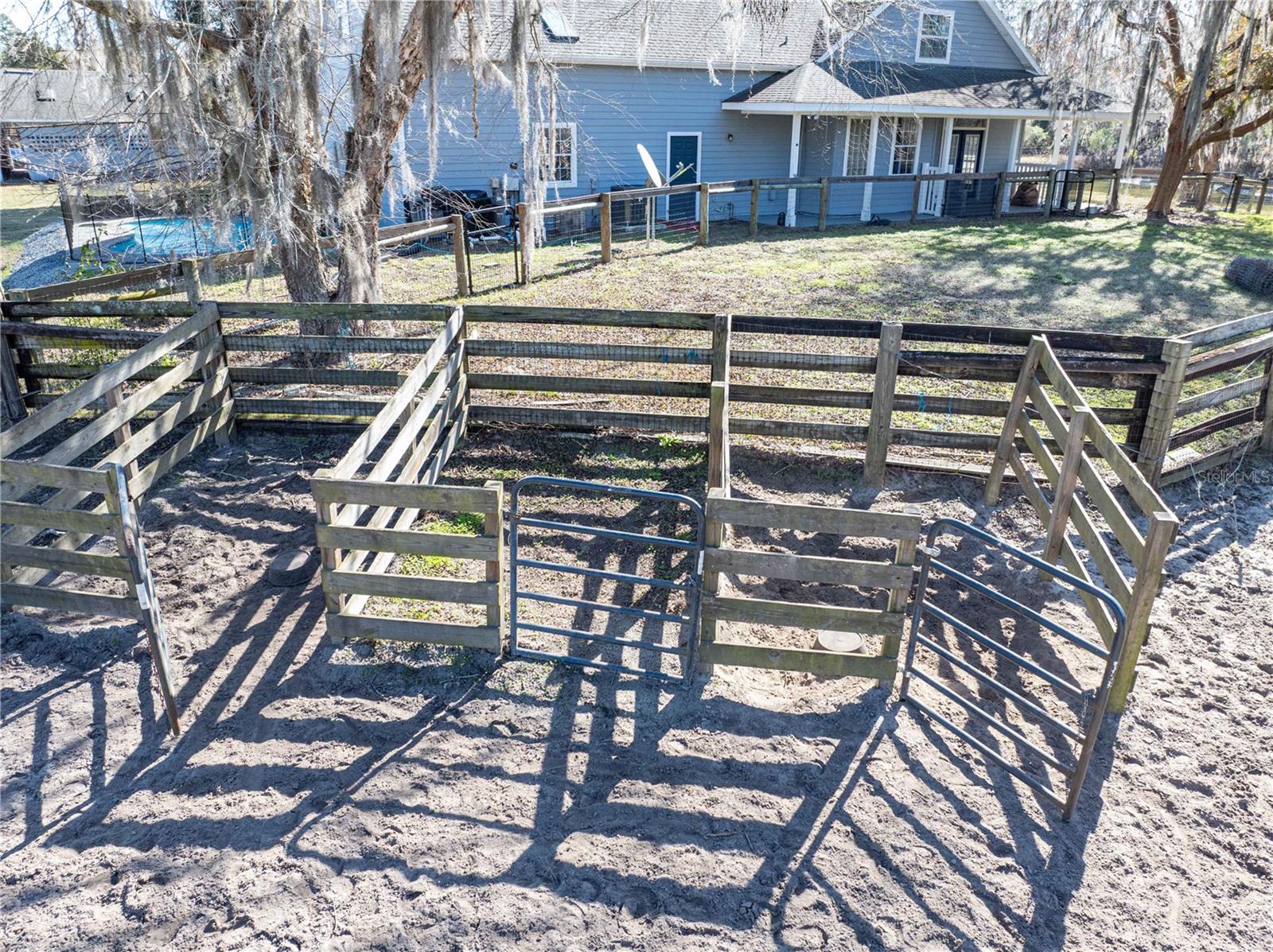 Image 94 of 100 For 10720 53rd Terrace