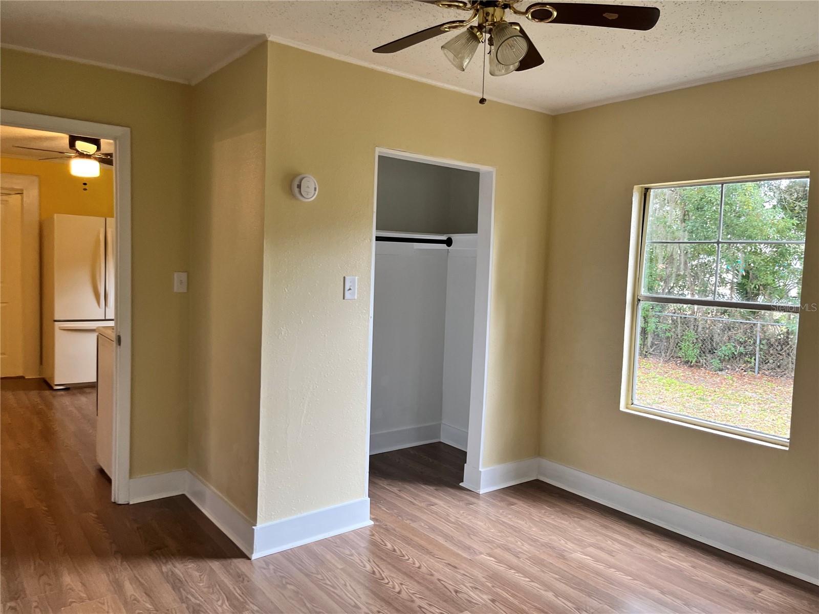 Image 30 of 34 For 624 Lake Street