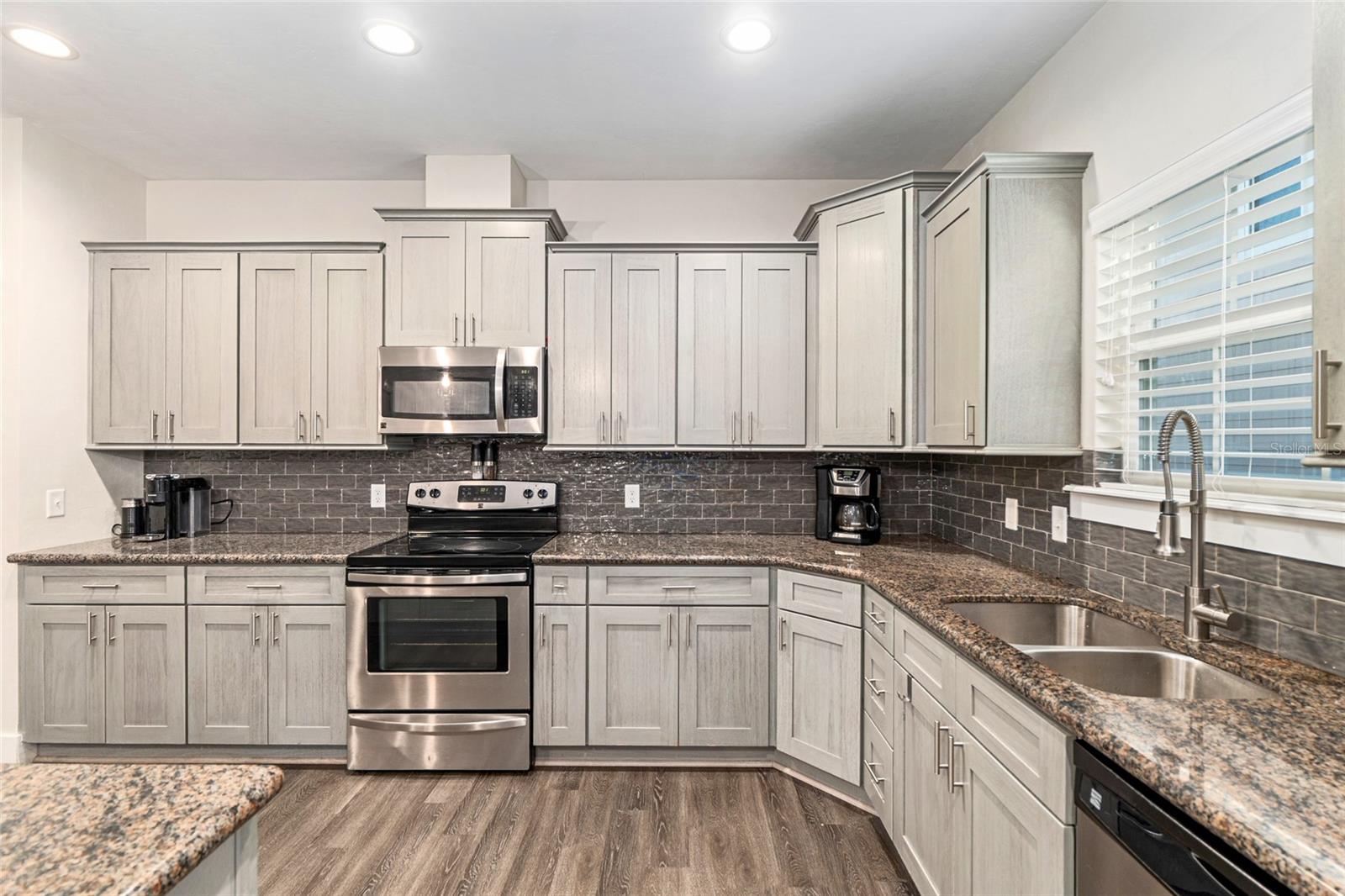 Image 14 of 46 For 1412 121st Way